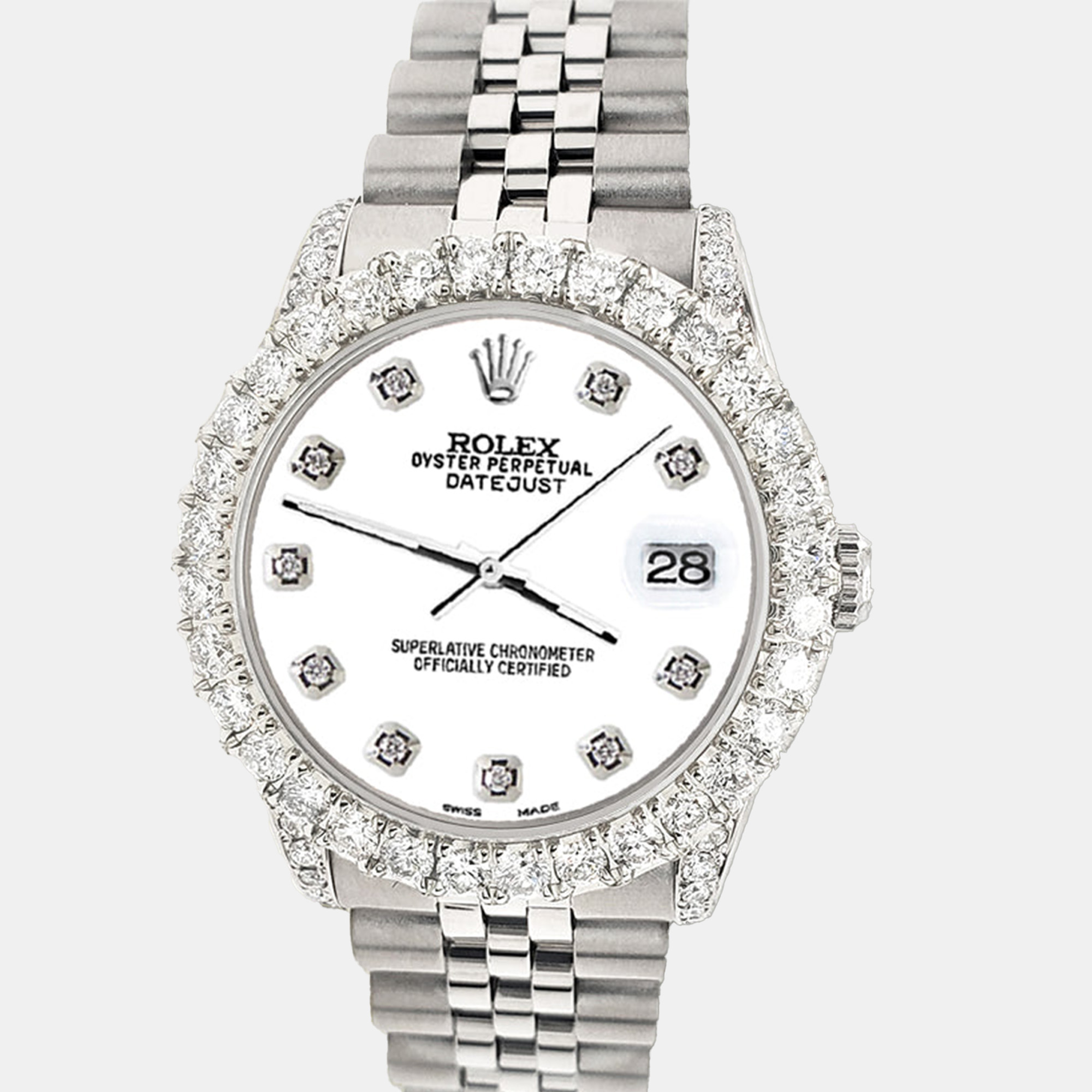 Rolex Custom White 2.95ct Diamond Stainless Steel Datejust Automatic Women's Wristwatch 31 mm
Rolex Custom White 2.95ct Diamond Stainless Steel Datejust Automatic Women's Wristwatch 31 mm