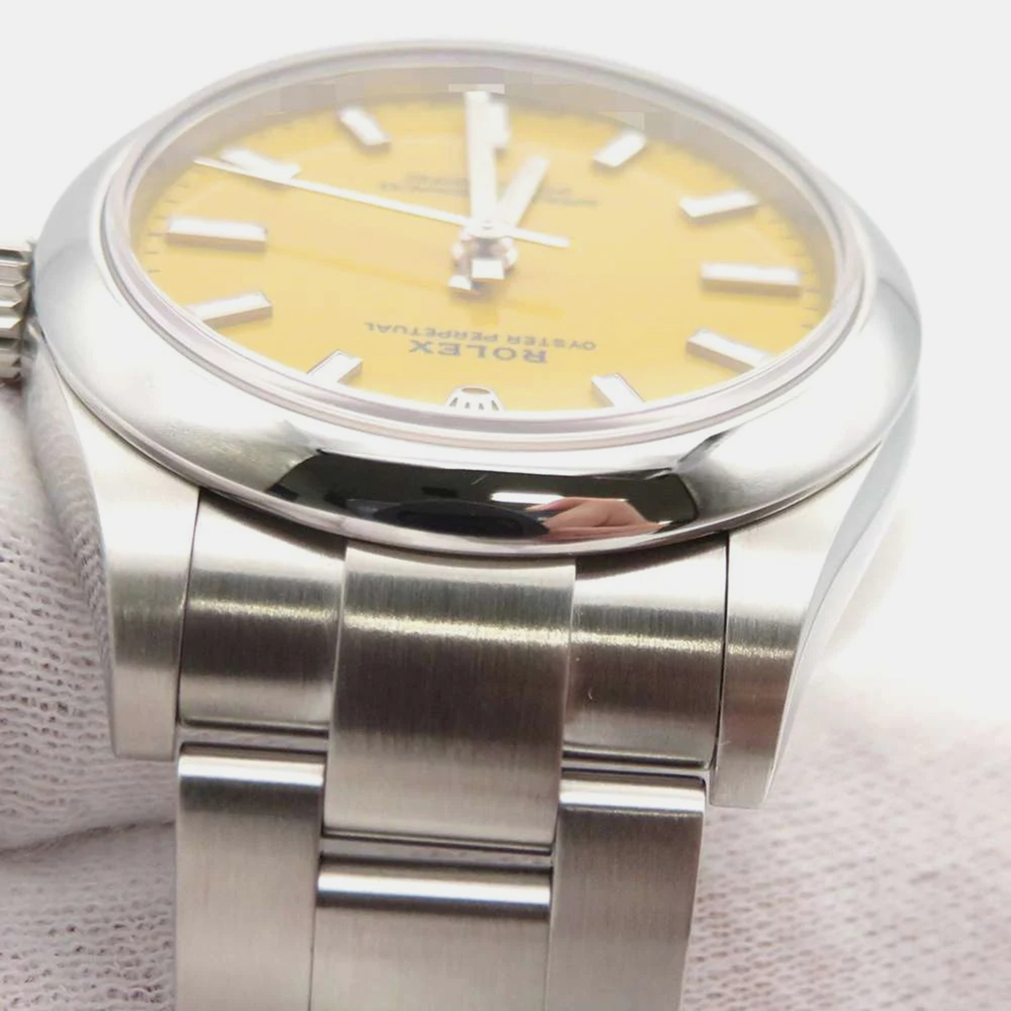 Rolex Yellow Stainless Steel Oyster Perpetual 277200 Automatic Women's Wristwatch 31 Mm