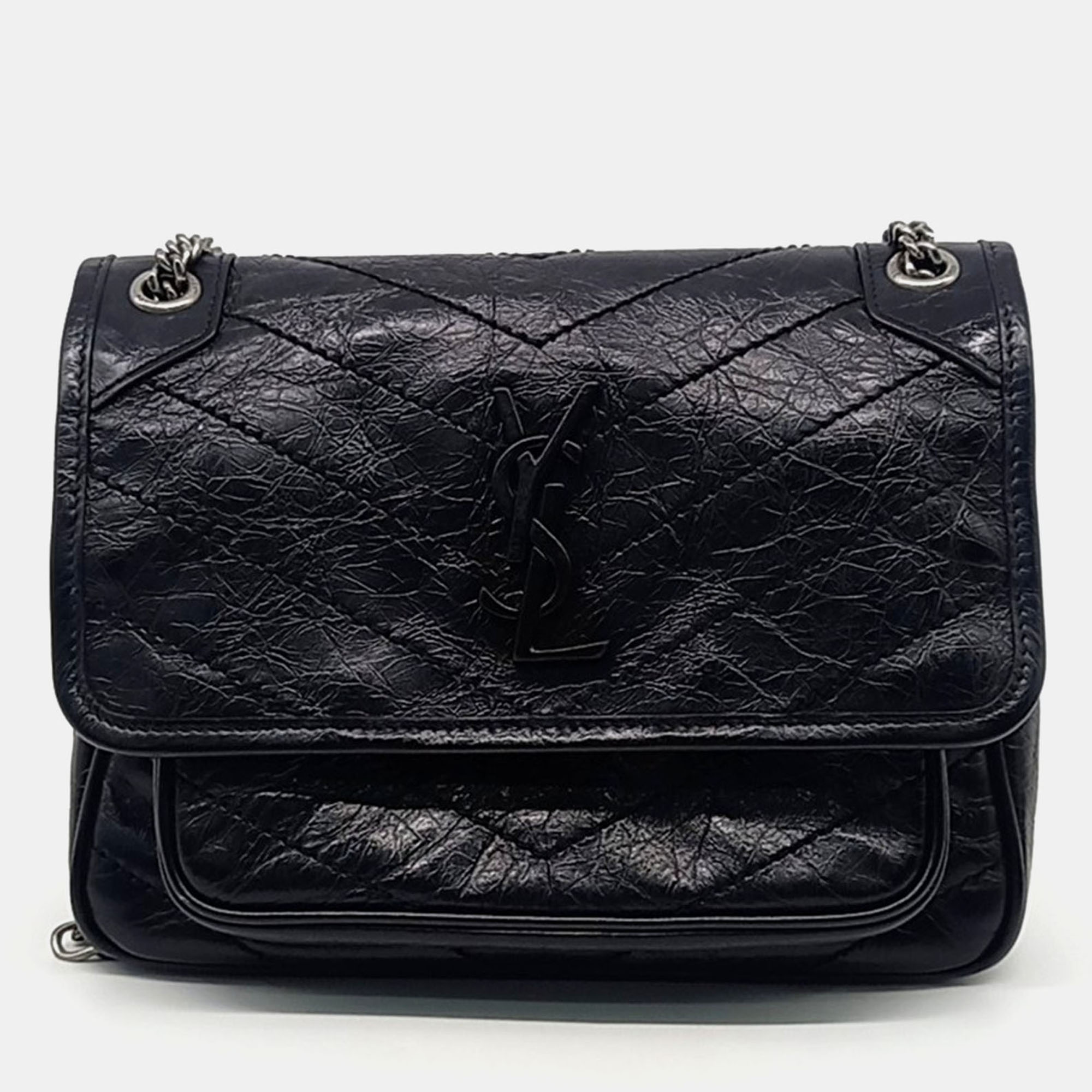 Saint Laurent Paris Black Leather Nikki Baby Chain Shoulder Bag
Saint Laurent Paris Black Leather Nikki Baby Chain Shoulder Bag