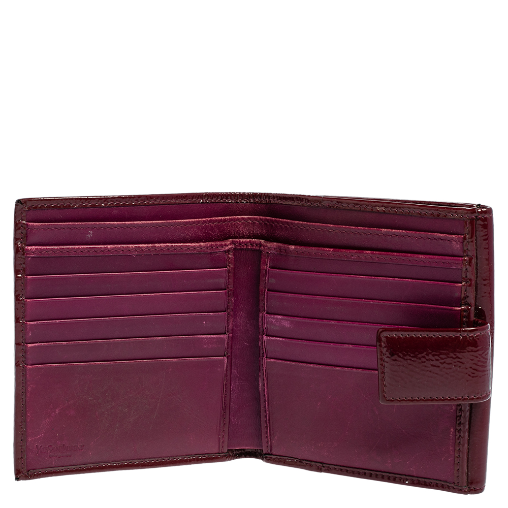 Yves Saint Laurent Burgundy Patent Leather Belle De Jour French Wallet
Yves Saint Laurent Burgundy Patent Leather Belle De Jour French Wallet