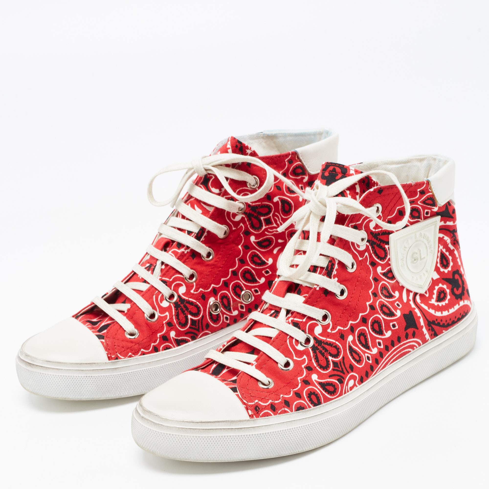 Saint Laurent Paris Red Floral Printed Canvas High Top Sneakers Size, Multicolor
Saint Laurent Paris Red Floral Printed Canvas High Top Sneakers Size, Multicolor