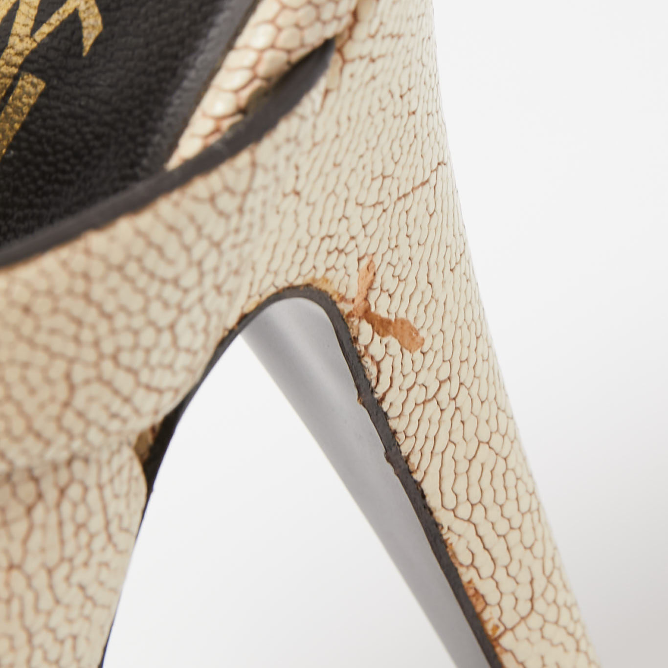 Saint Laurent Cream Textured Leather Tribute Platform Ankle Strap Sandals Size 39
