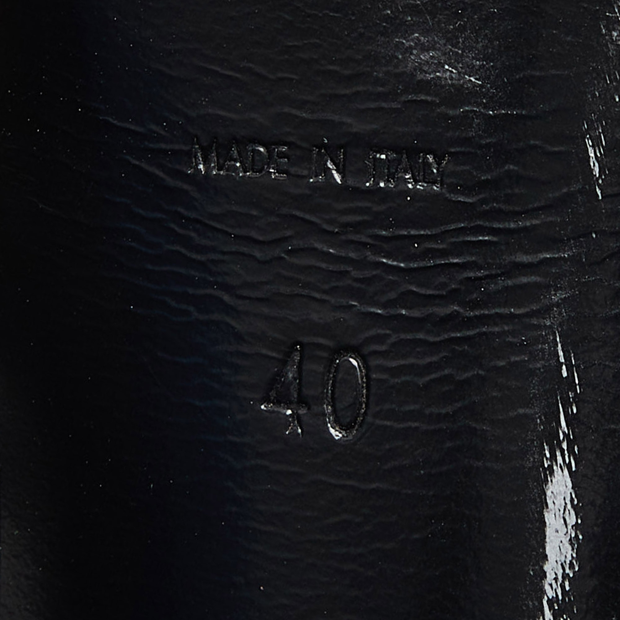 Saint Laurent Black Leather Janis Chain Heel Platform Pumps Size 40