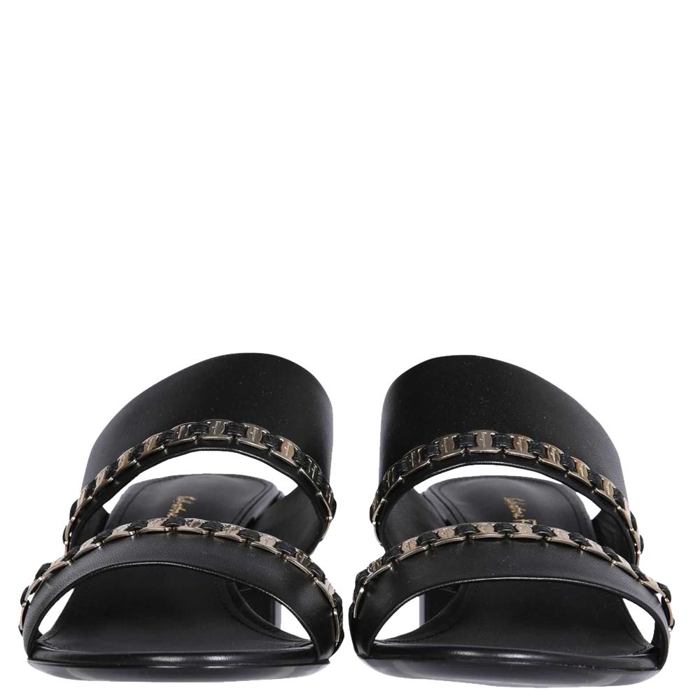 Salvatore Ferragamo Black Vara Chain Sandals Size US 8.5/EU 
Salvatore Ferragamo Black Vara Chain Sandals Size US 8.5/EU