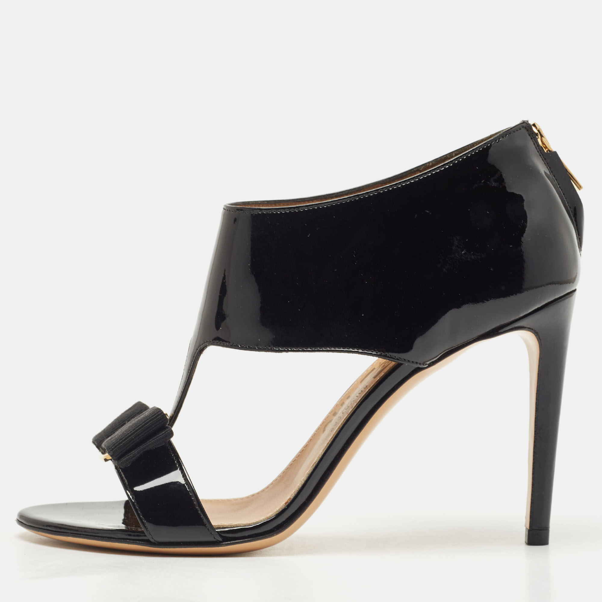 Salvatore Ferragamo Black Patent Leather Pellas T Strap Sandals Size 36