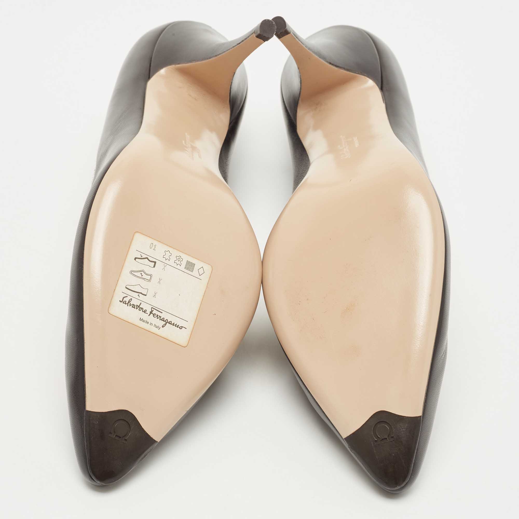 Salvatore Ferragamo Black/Leopard Print Leather Pointed Toe Pumps Size 41