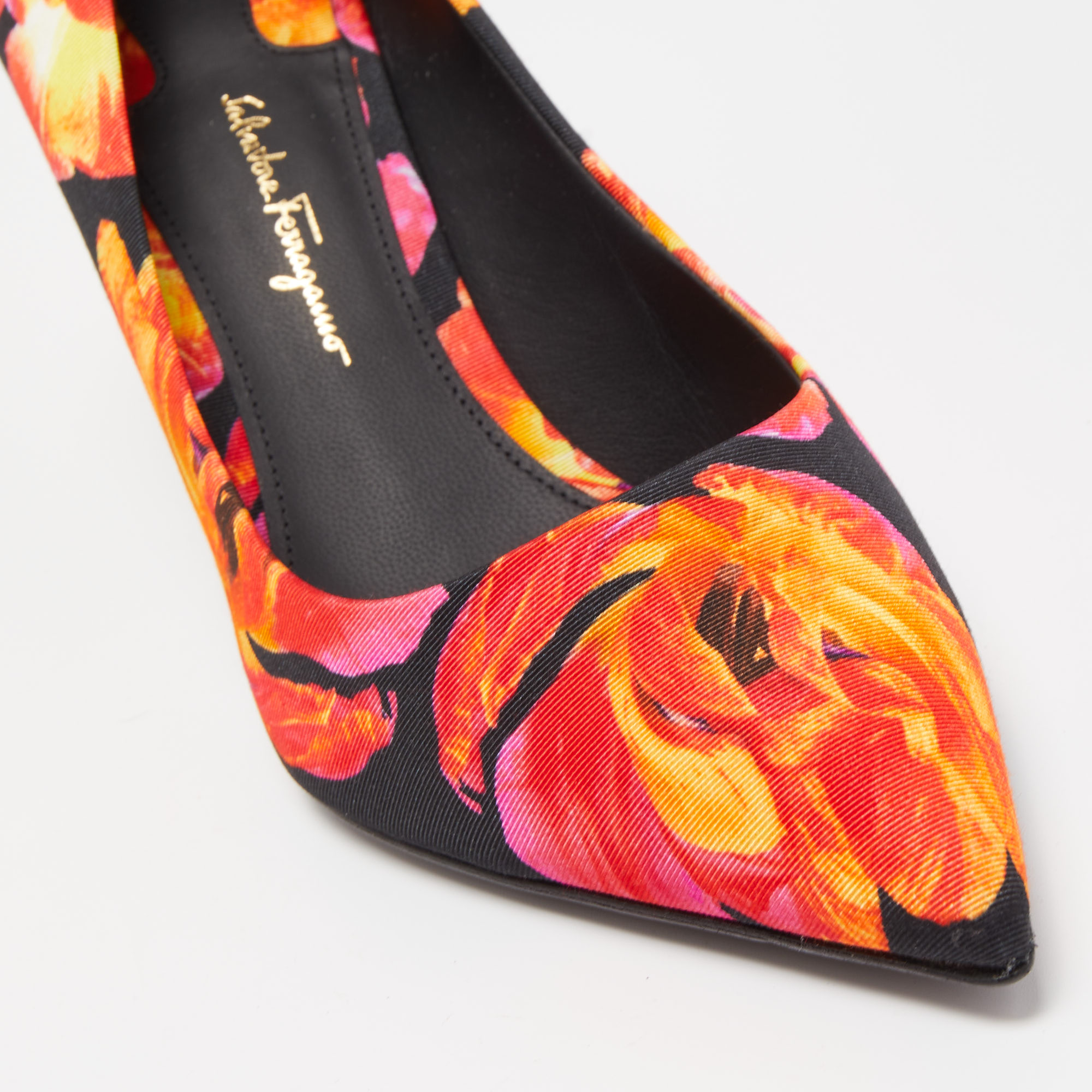 Salvatore Ferragamo Multicolor Floral Canvas Badia Pumps Size 39.5