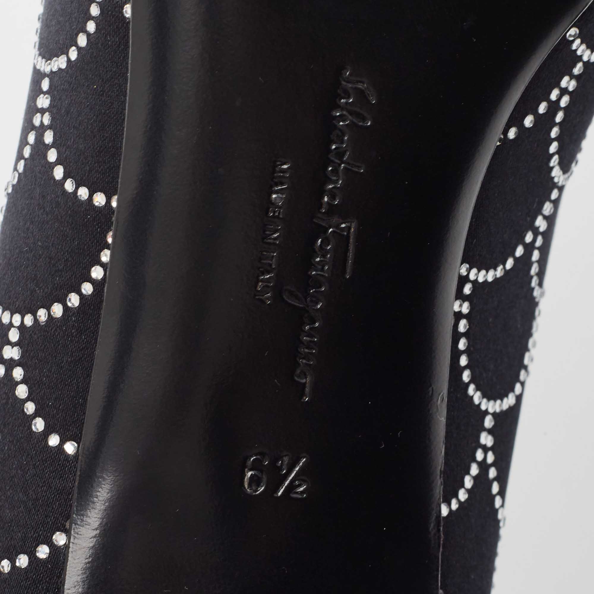 Salvatore Ferragamo Black Satin Vara Crystal Embellished Bow Pumps Size 37