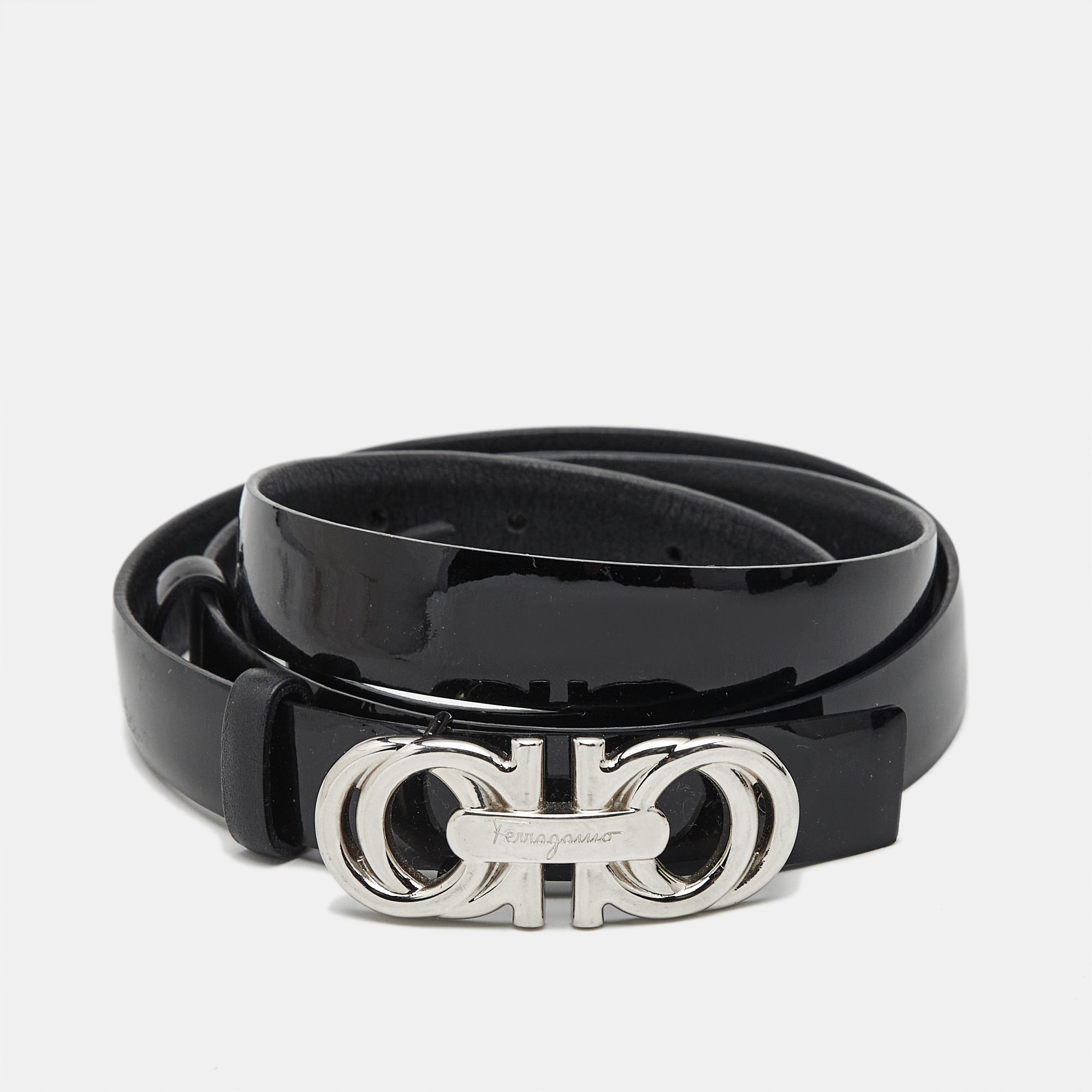 Salvatore Ferragamo Black Patent Leather Gancini Buckle Reversible Belt
Salvatore Ferragamo Black Patent Leather Gancini Buckle Reversible Belt