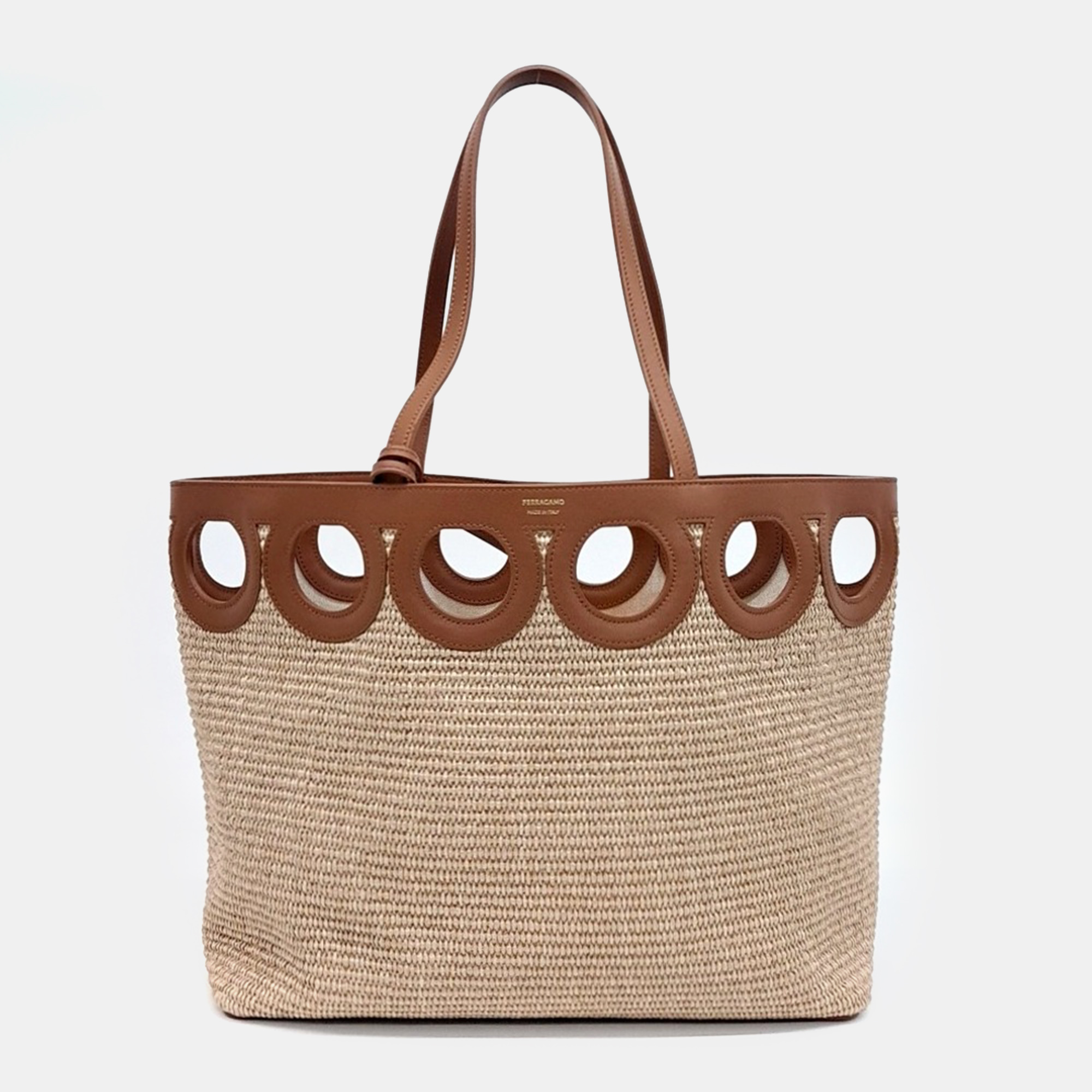 Salvatore Ferragamo Beige Brown Raffia Raffia Gancini Outline Tote Bag Large
Salvatore Ferragamo Beige Brown Raffia Raffia Gancini Outline Tote Bag Large