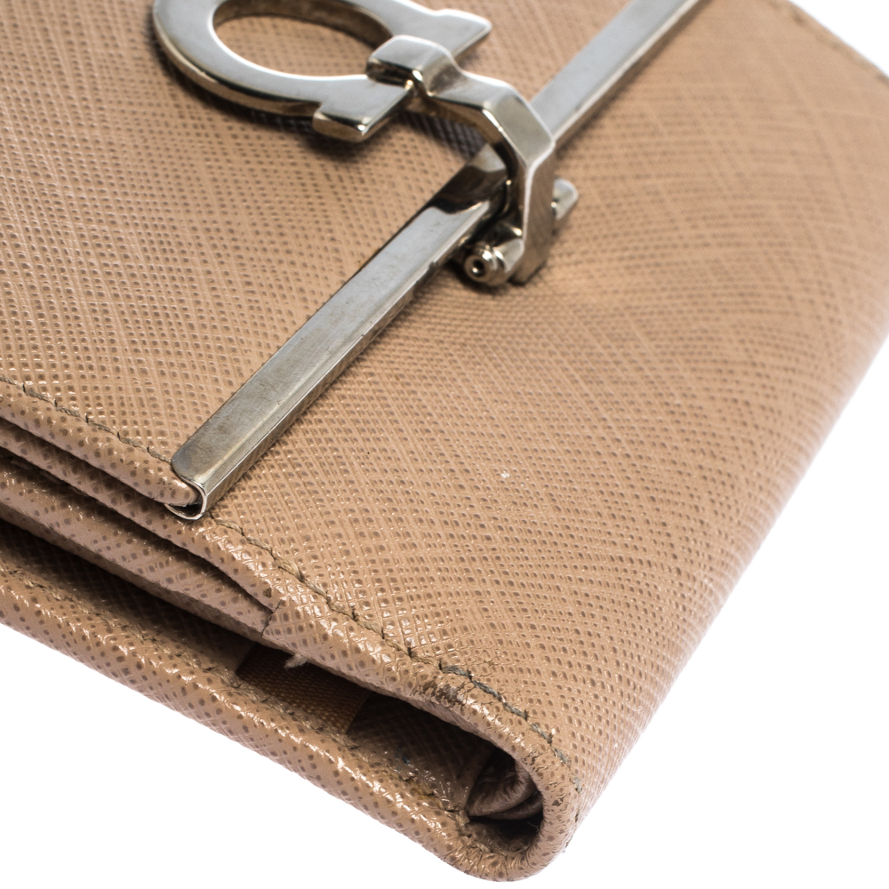 Salvatore Ferragamo Beige Leather Gancini Clip Compact Wallet