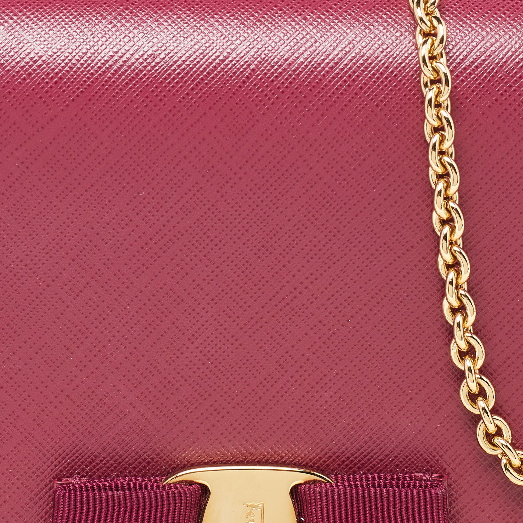 Salvatore Ferragamo Dark Pink Leather Vara Bow Chain Bag