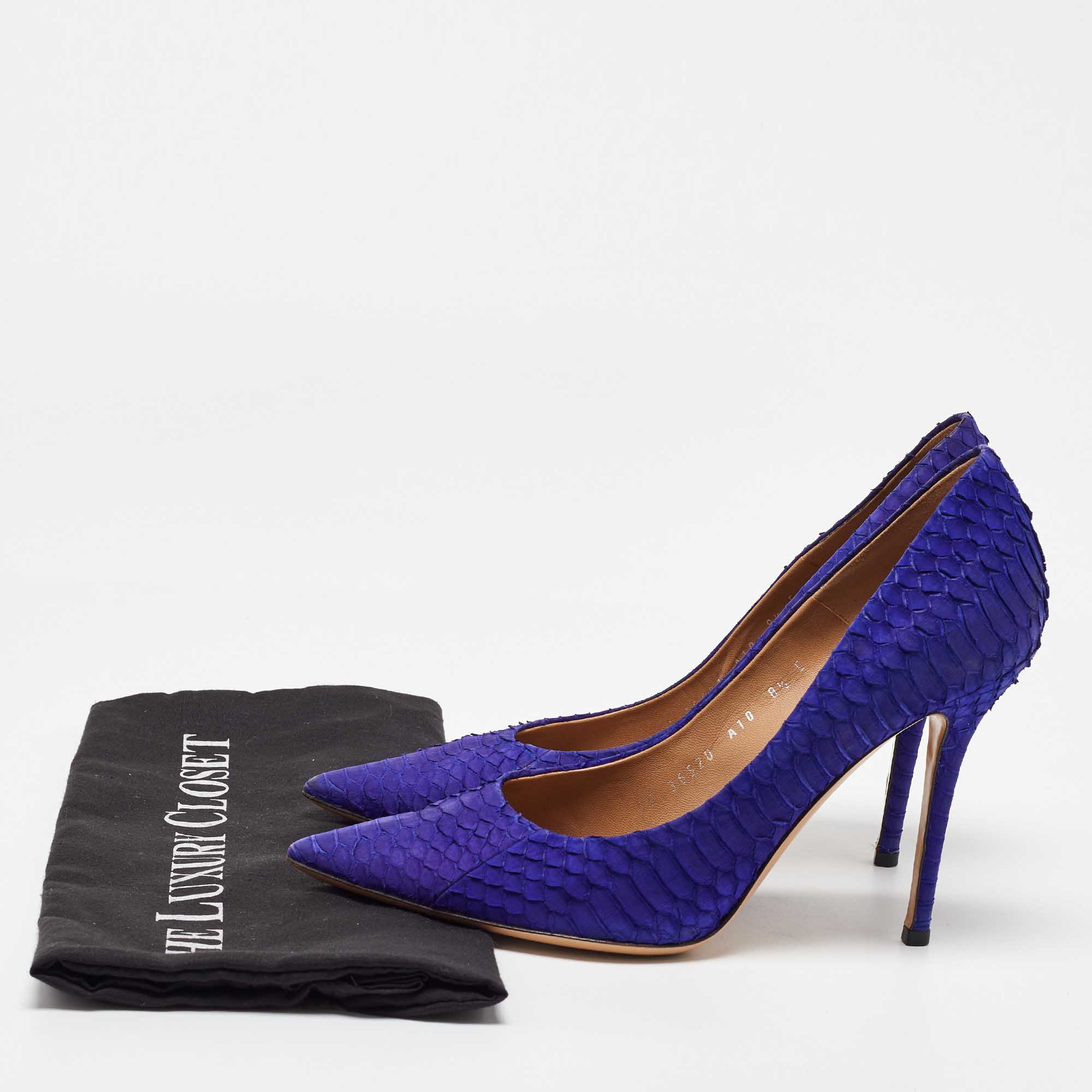 Salvatore Ferragamo Indigo Purple Python Pointed Toe Pumps Size 39