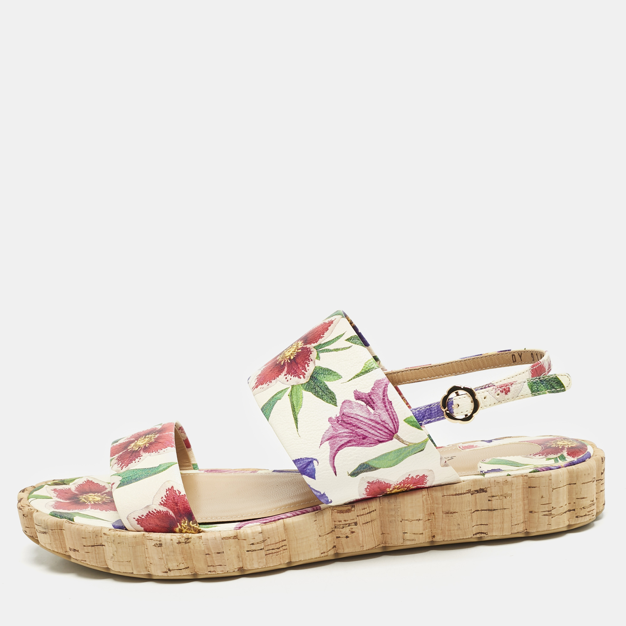 Salvatore Ferragamo Multicolor Floral Print Leather Lusia Flat Sandals Size 38.5
Salvatore Ferragamo Multicolor Floral Print Leather Lusia Flat Sandals Size 38.5