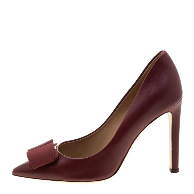 Salvatore Ferragamo Burgundy Leather Mini Bow Detail Pointed Toe Pumps Size
Salvatore Ferragamo Burgundy Leather Mini Bow Detail Pointed Toe Pumps Size