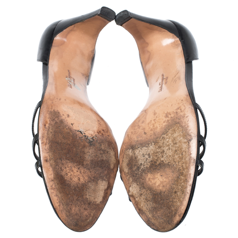 Salvatore Ferragamo Black Leather Strappy Gancini Logo Sandals Size 38.5