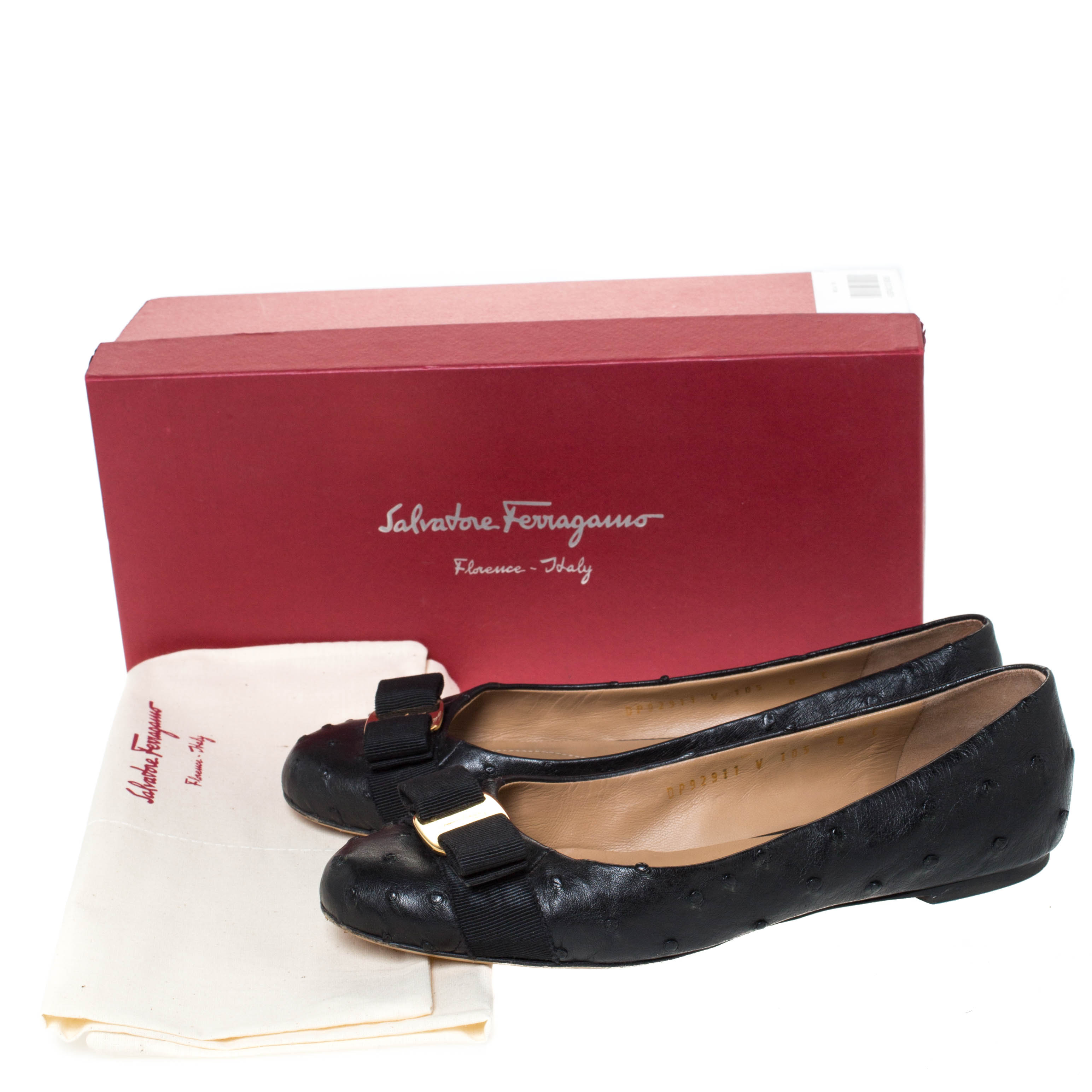 Salvatore Ferragamo Black Ostrich Leather Varina Ballet Flats Size 38.5