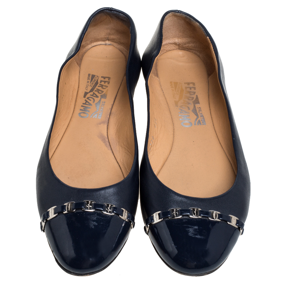 Salvatore Ferragamo Navy Blue Leather Pim Chain Ballet Flats Size 38