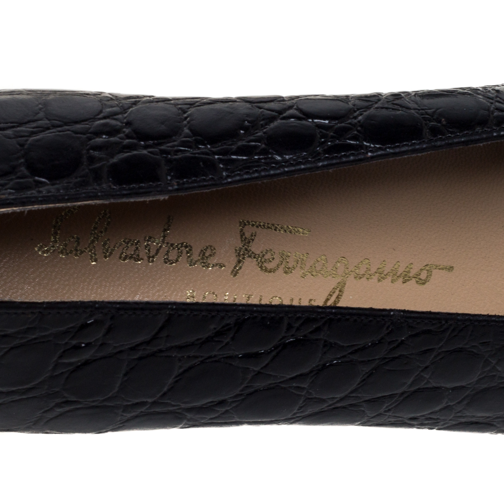 Salvatore Ferragamo Vintage Black Croc Embossed Leather Embellished Pumps Size 38.5