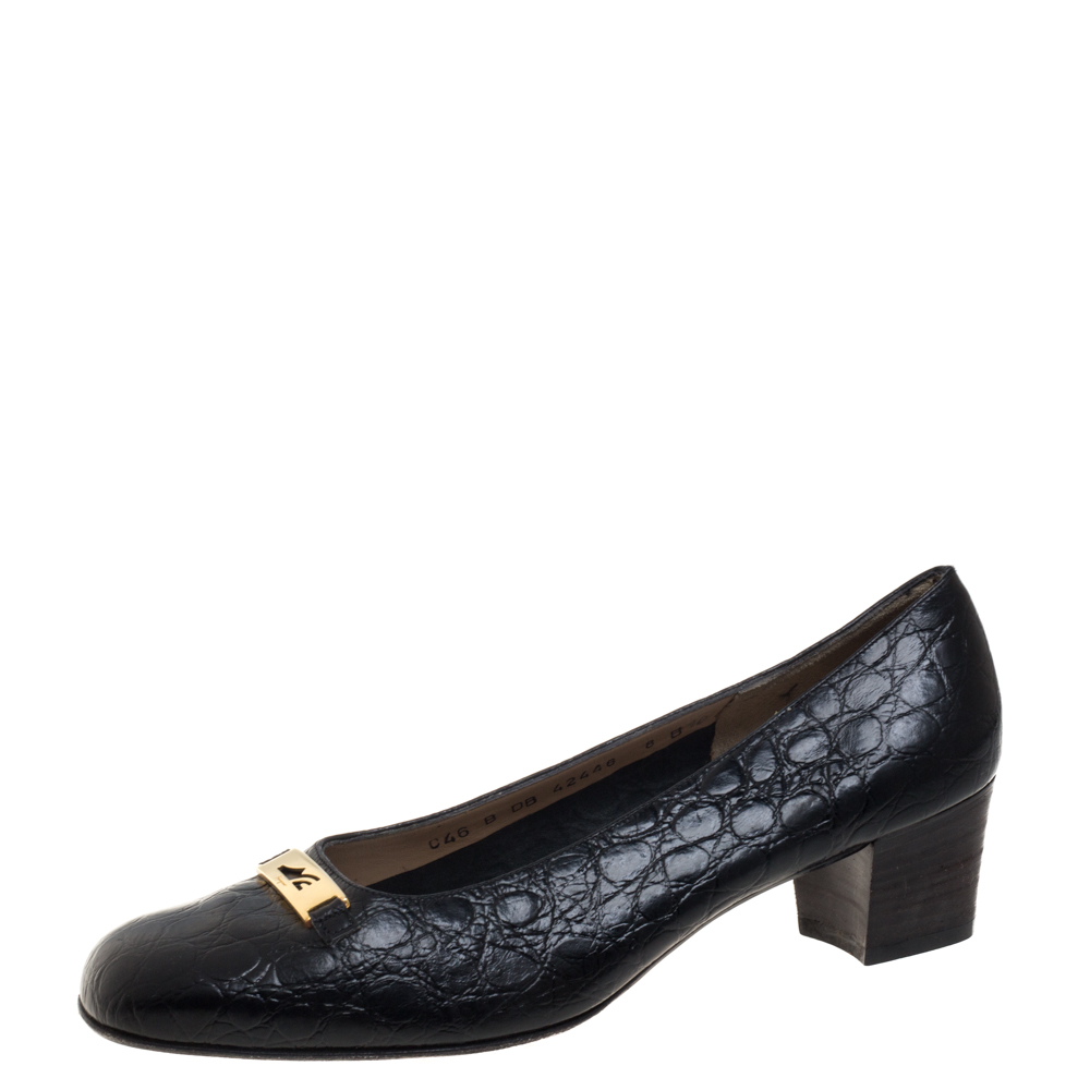 Salvatore Ferragamo Vintage Black Croc Embossed Leather Embellished Pumps Size 38.5