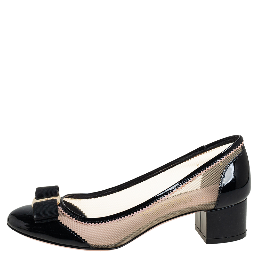 Salvatore Ferragamo Black Patent Leather And Mesh Vara Bow Block Heel Pumps Size
Salvatore Ferragamo Black Patent Leather And Mesh Vara Bow Block Heel Pumps Size