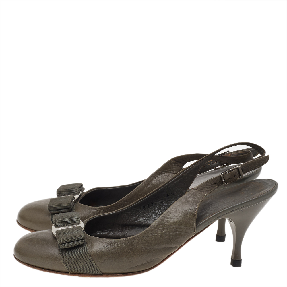 Salvatore Ferragamo Grey Leather Vara Bow Slingback Pumps Size 37