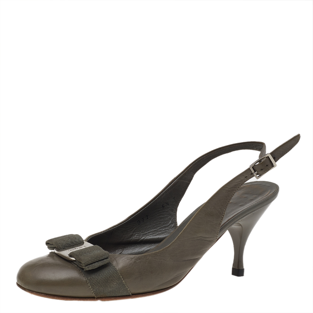 Salvatore ferragamo grey leather vara bow slingback pumps size 37