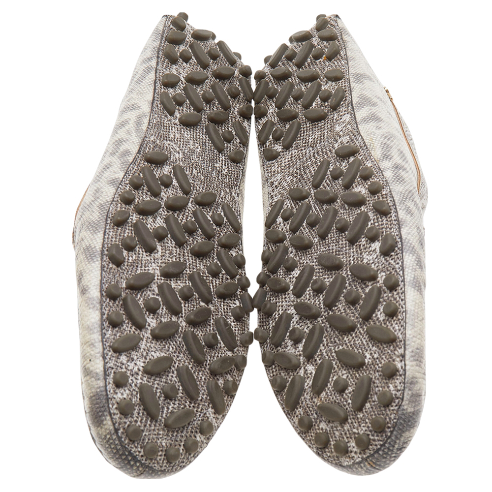 Salvatore Ferragamo Grey Leather Slip On Loafers Size 41.5