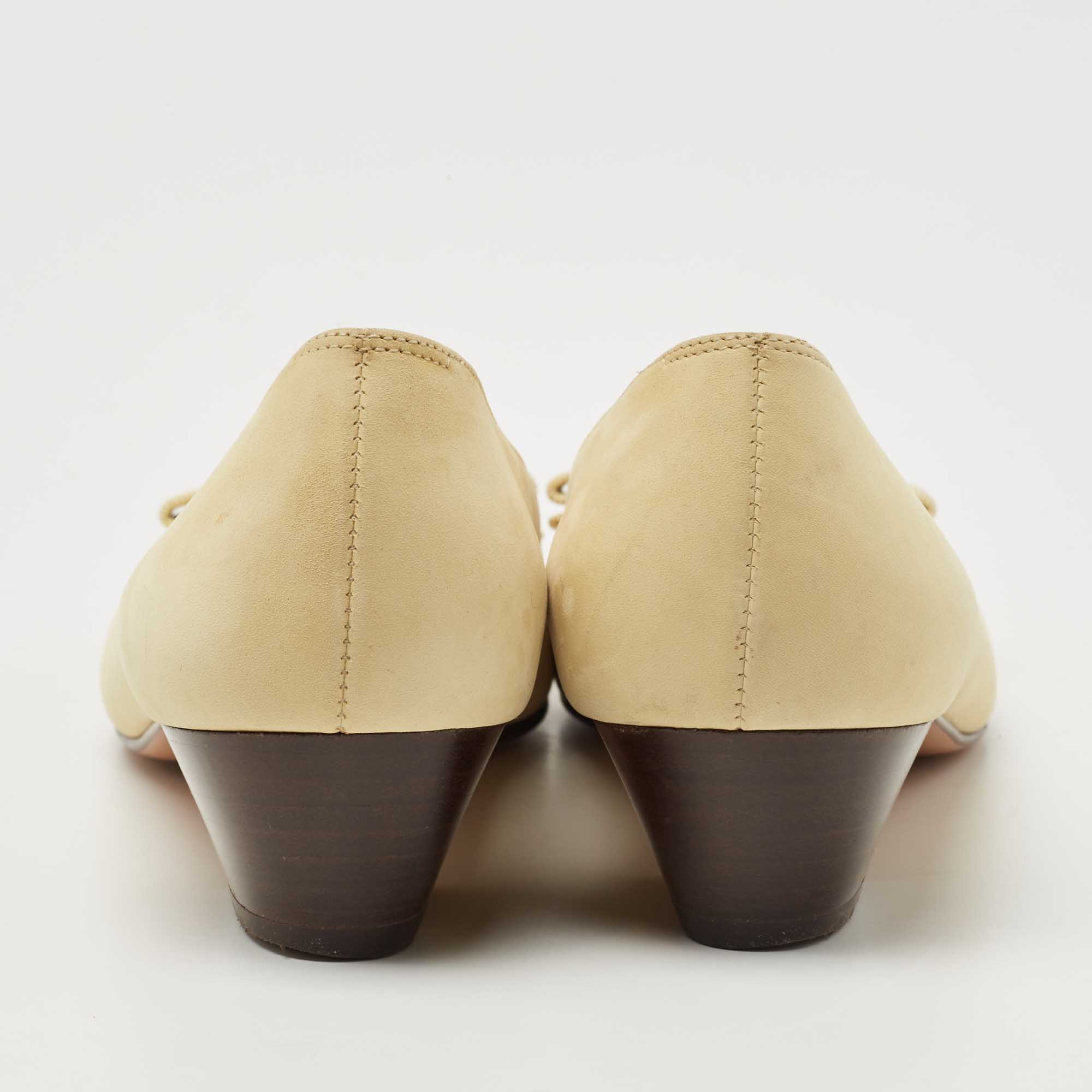 Salvatore Ferragamo Yellow Nubuck Leather Vara Bow  Block Heel Pumps Size 37.5