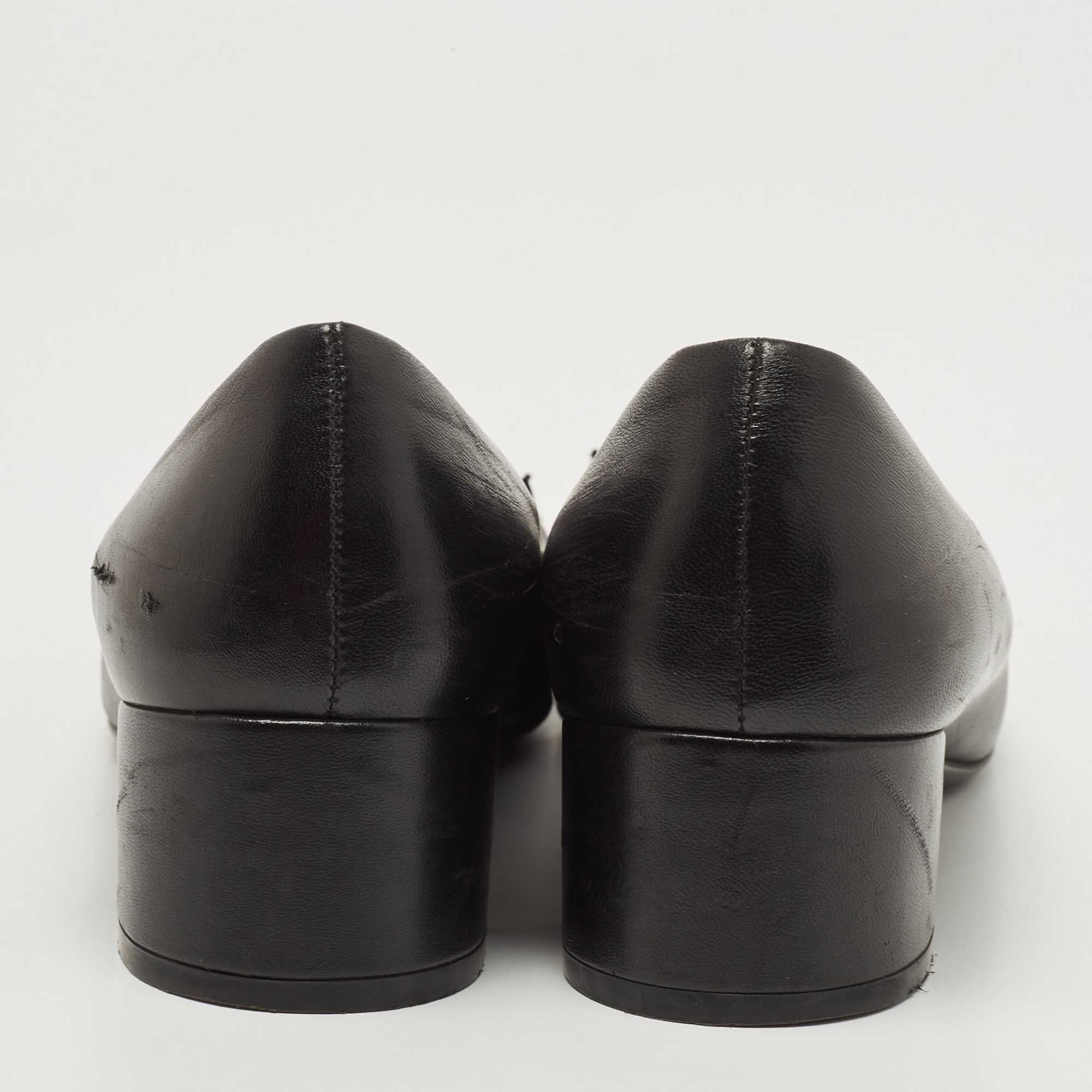 Salvatore Ferragamo Black Leather Flair Block Heel Pumps Size 40