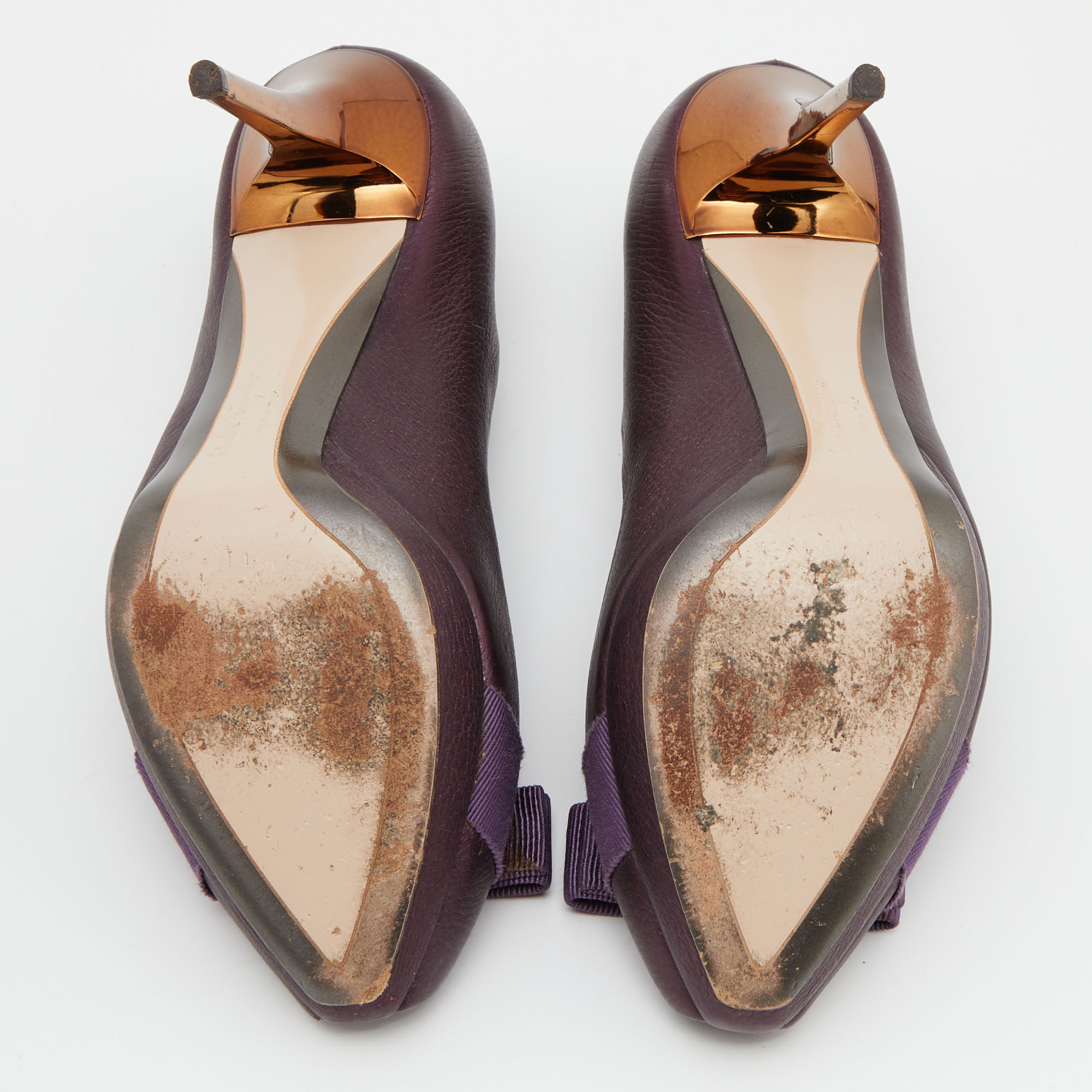 Salvatore Ferragamo Metallic Purple Leather Vara Bow Peep Toe Platform Pumps Size 37.5