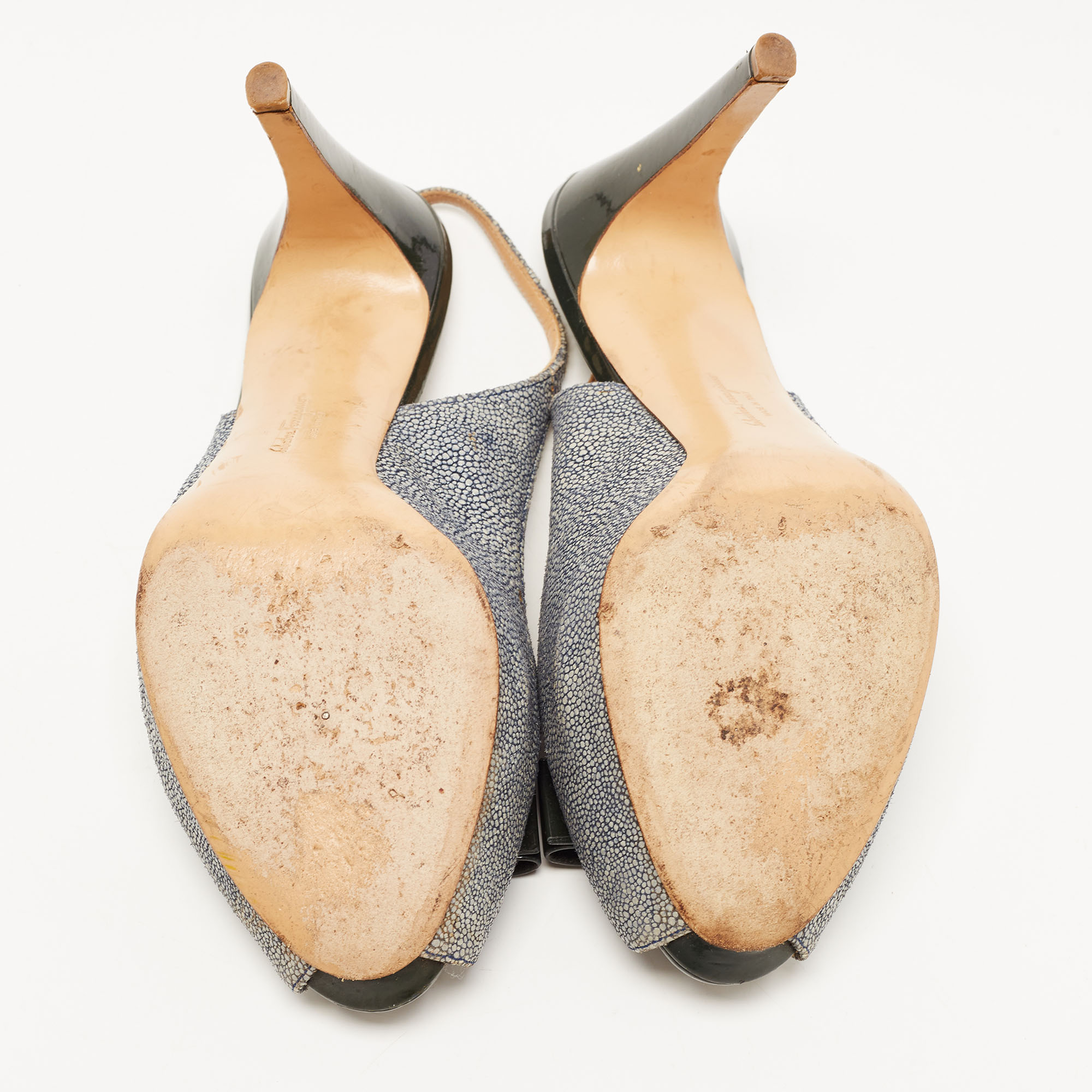 Salvatore Ferragamo Grey/Black Textured Leather Vara Bow Slingback Sandals Size 39.5