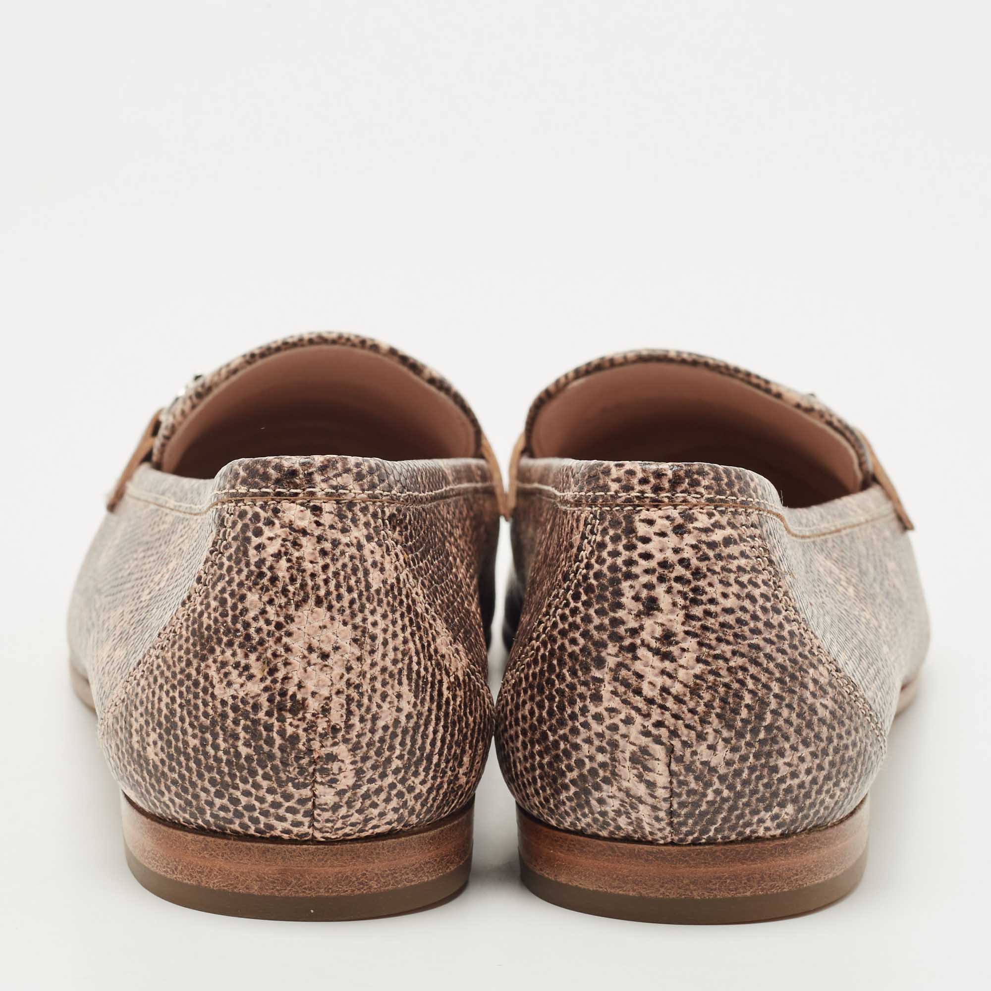 Salvatore Ferragamo Beige/Brown Lizard Embossed Leather Gancini Loafers Size 39