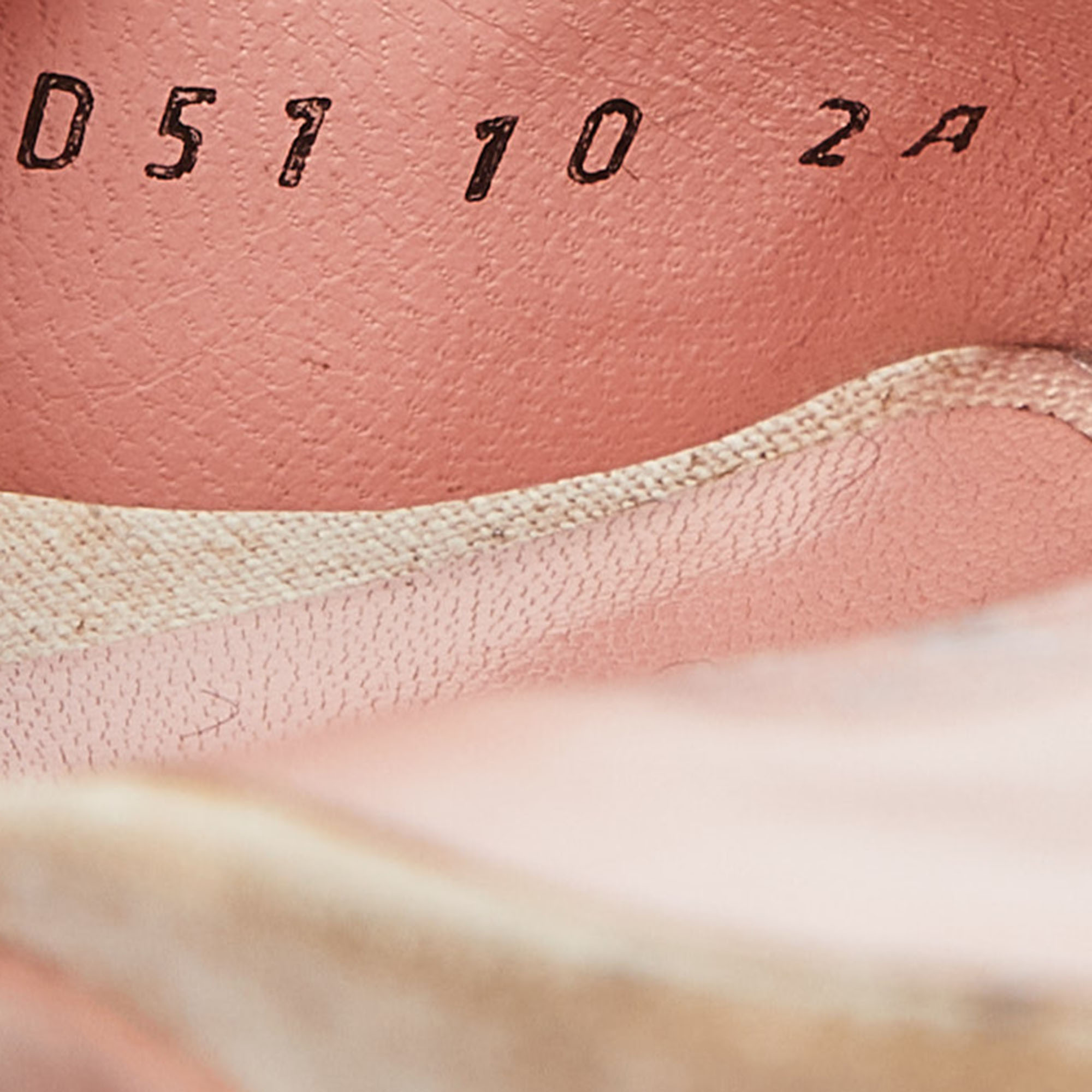 Salvatore Ferragamo Pink Croc Embossed Leather Slide Sandals Size 40.5