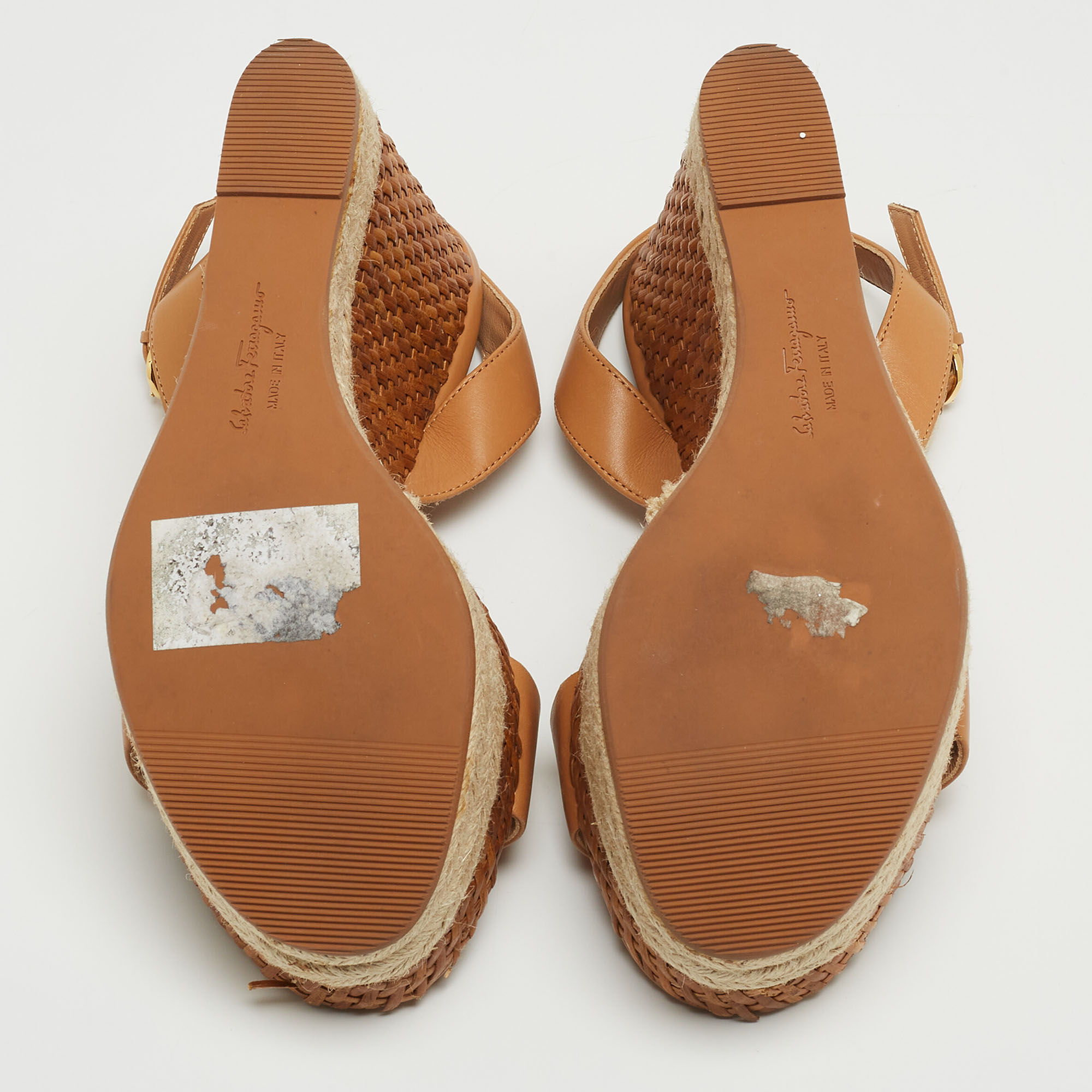Salvatore Ferragamo Beige Leather And Raffia Marlene Wedge Sandals Size 39