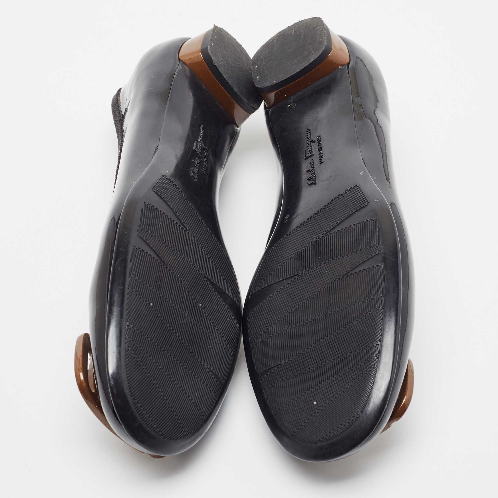 Salvatore Ferragamo Black Patent Leather  Buckle Ballet Flats Size 35.5