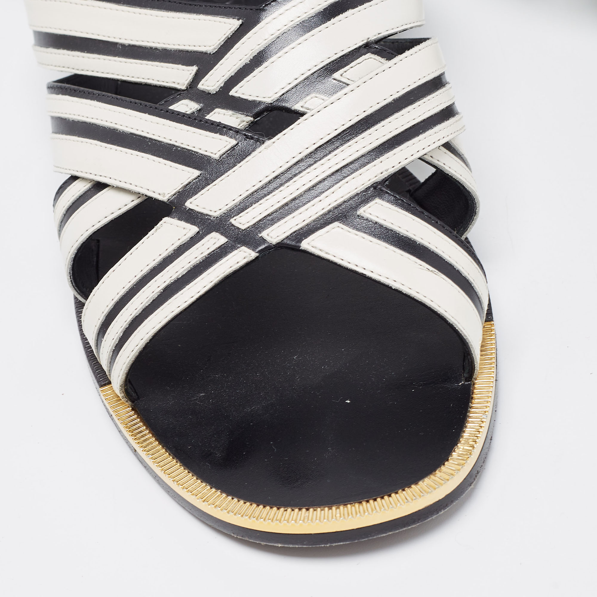 Salvatore Ferragamo Black/White Leather Ankle Strap Sandals Size 40