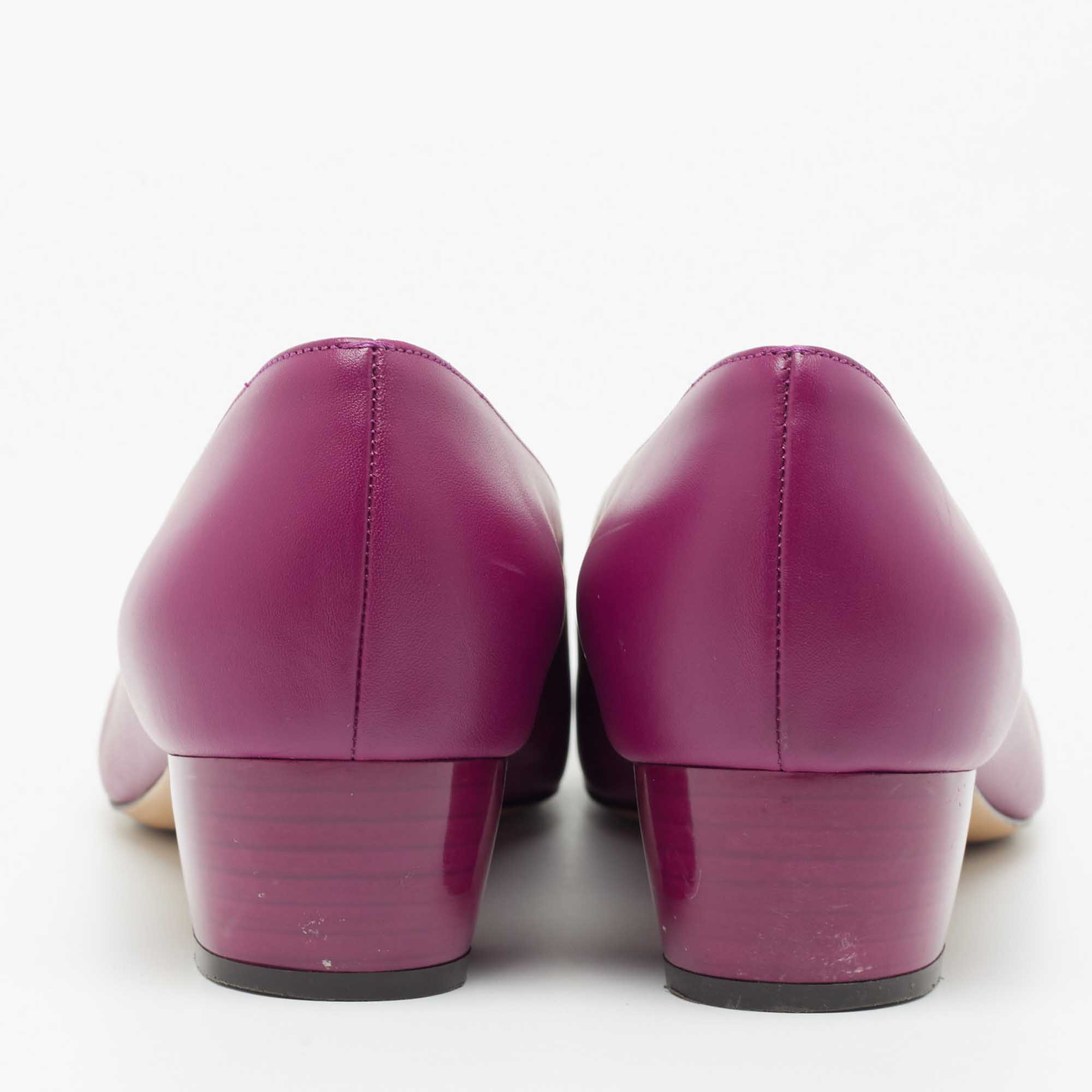 Salvatore Ferragamo Purple Leather Vara Bow Pumps Size 41
