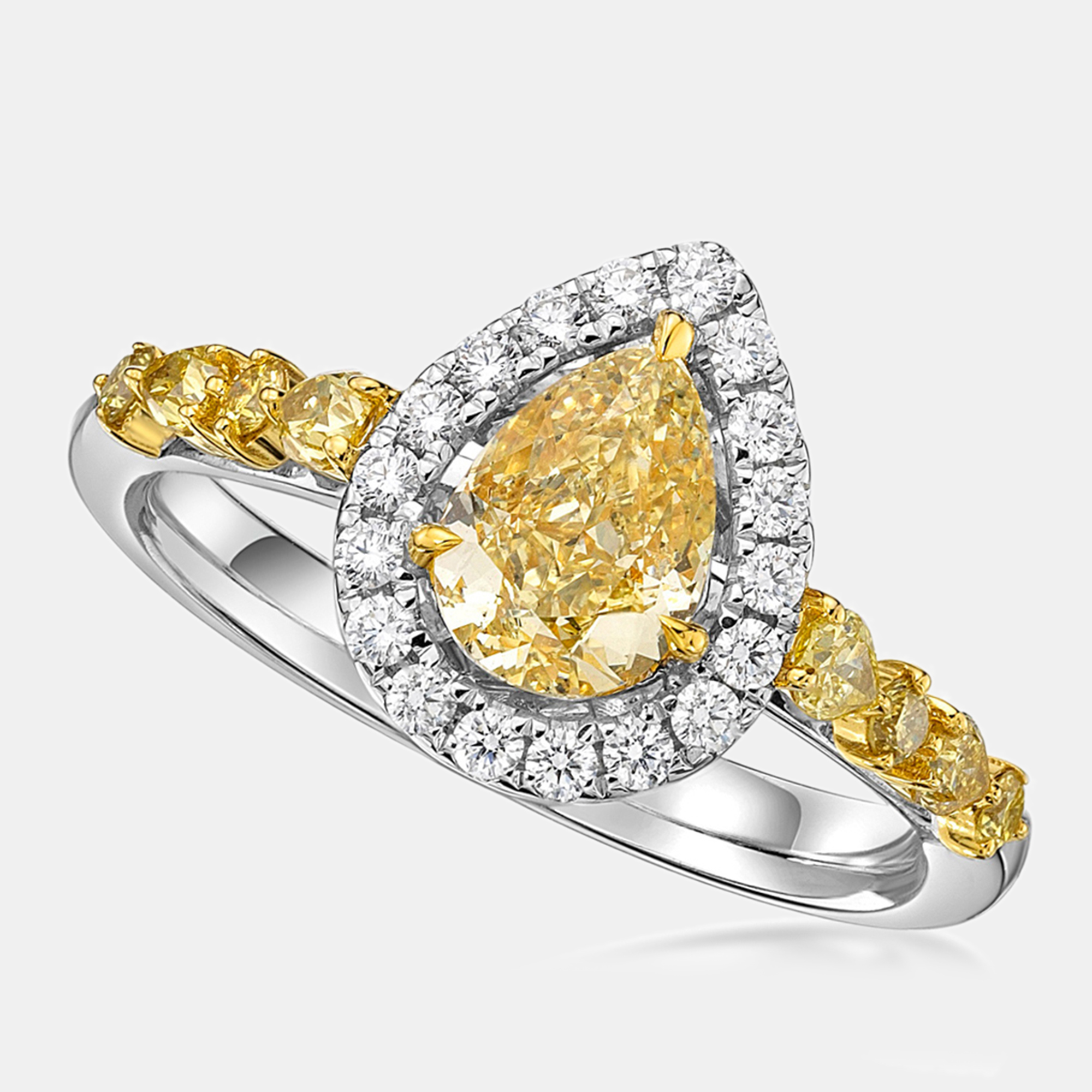 SAMA 18K Yellow & White Gold Ring US- 6.75 / L-14