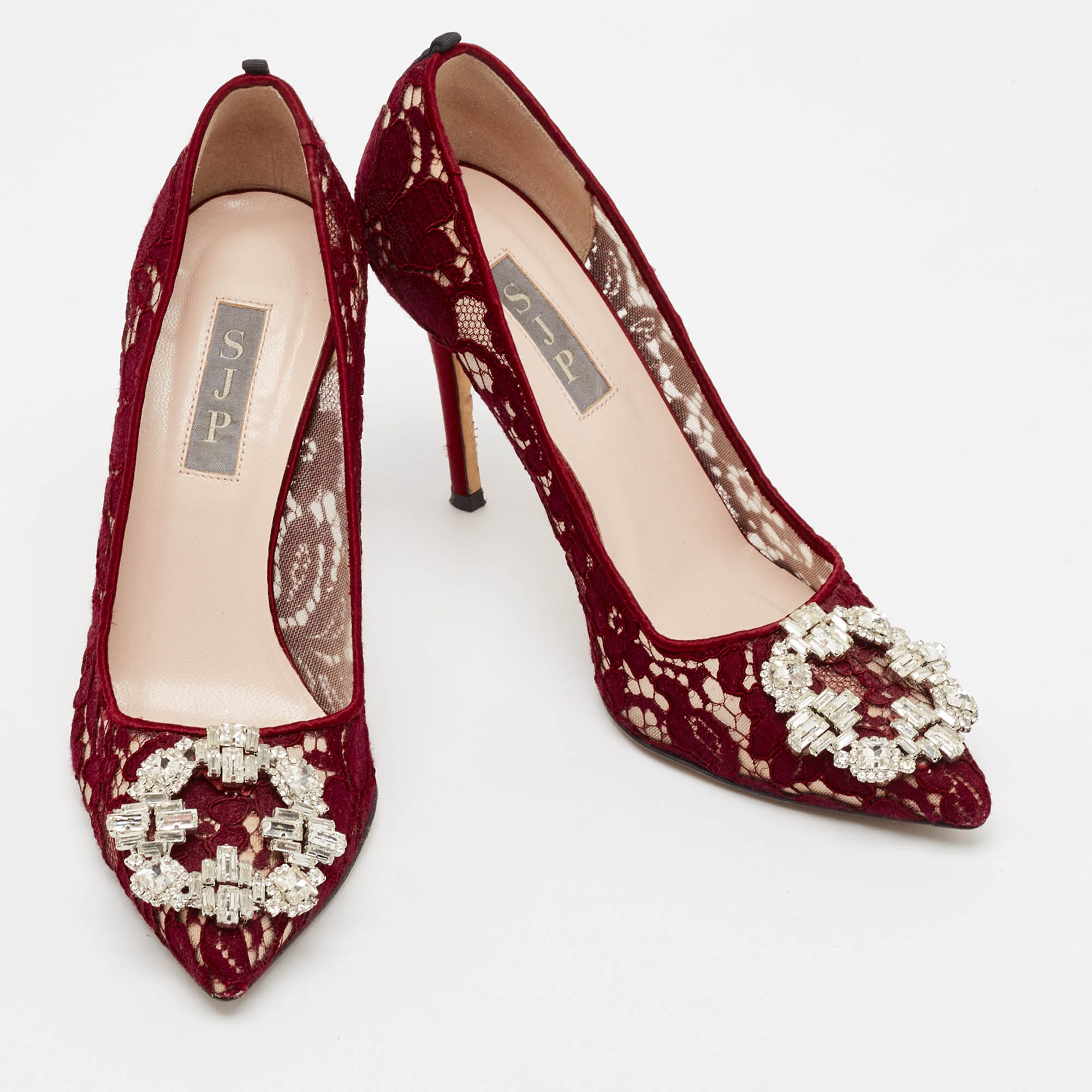 SJP Sarah Jessica Parker Burgundy Lace Crystal Embellished Buckle Pumps Size 37