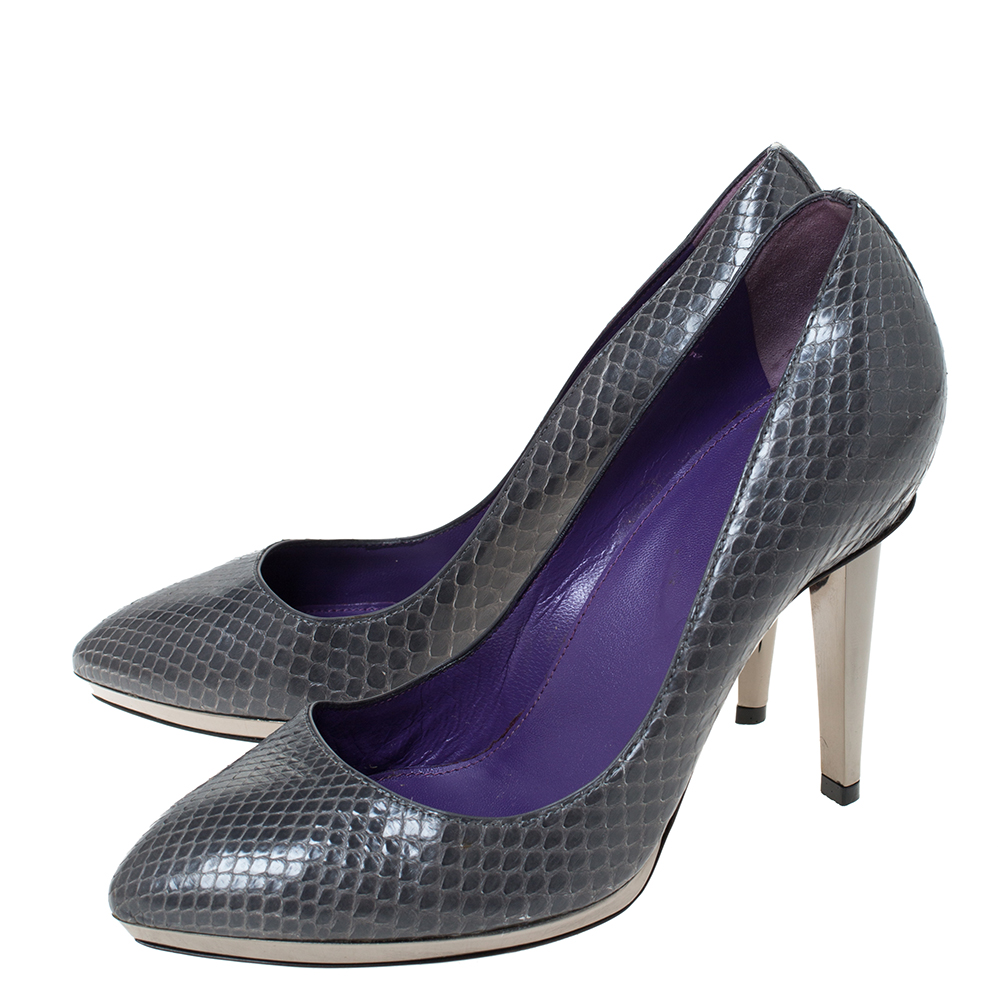 Sergio Rossi Grey Python Leather Pointed Toe Pumps Size 38