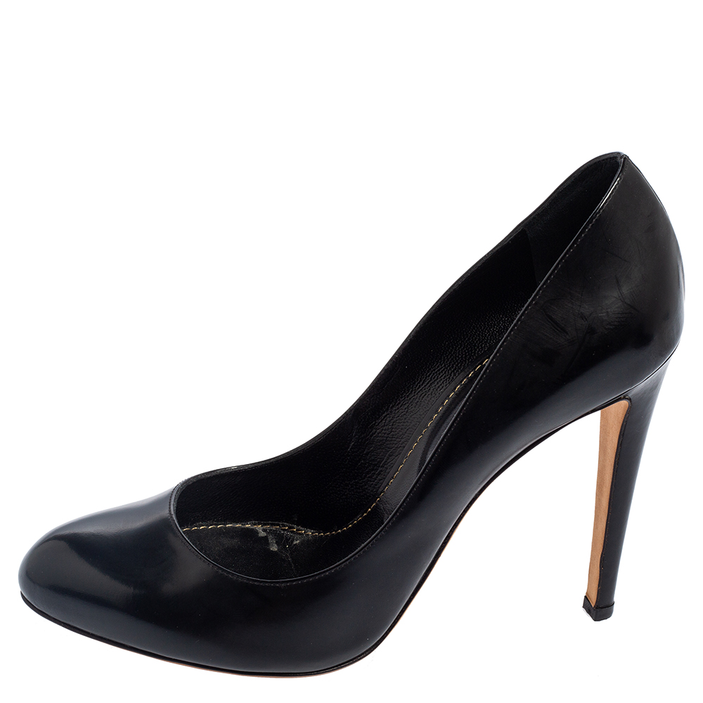 Sergio Rossi Black Leather Round Toe Pumps Size 39.5