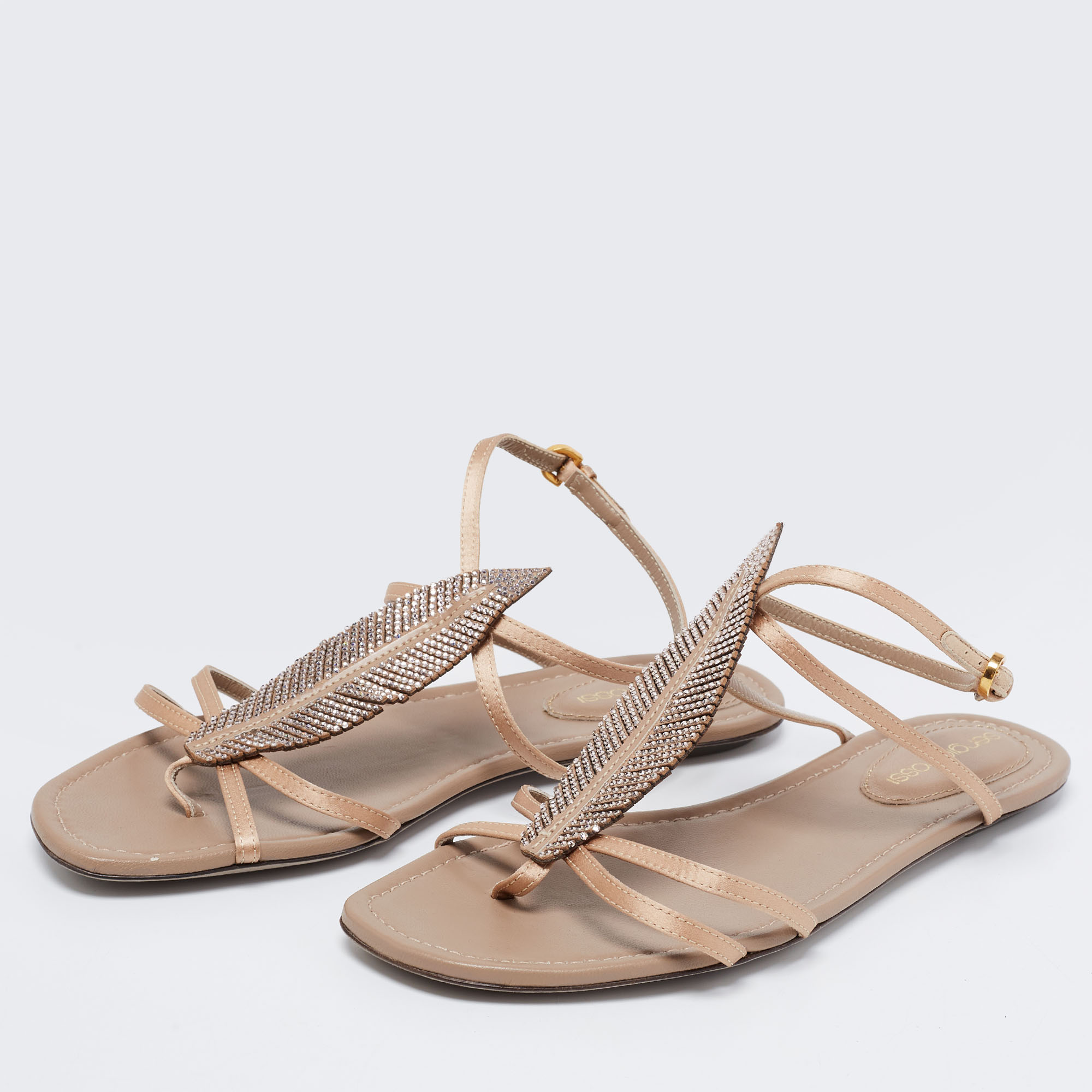Sergio Rossi Beige Satin and Leather Crystal Embellished Leaf Flat Ankle-Strap Sandals Size
Sergio Rossi Beige Satin and Leather Crystal Embellished Leaf Flat Ankle-Strap Sandals Size