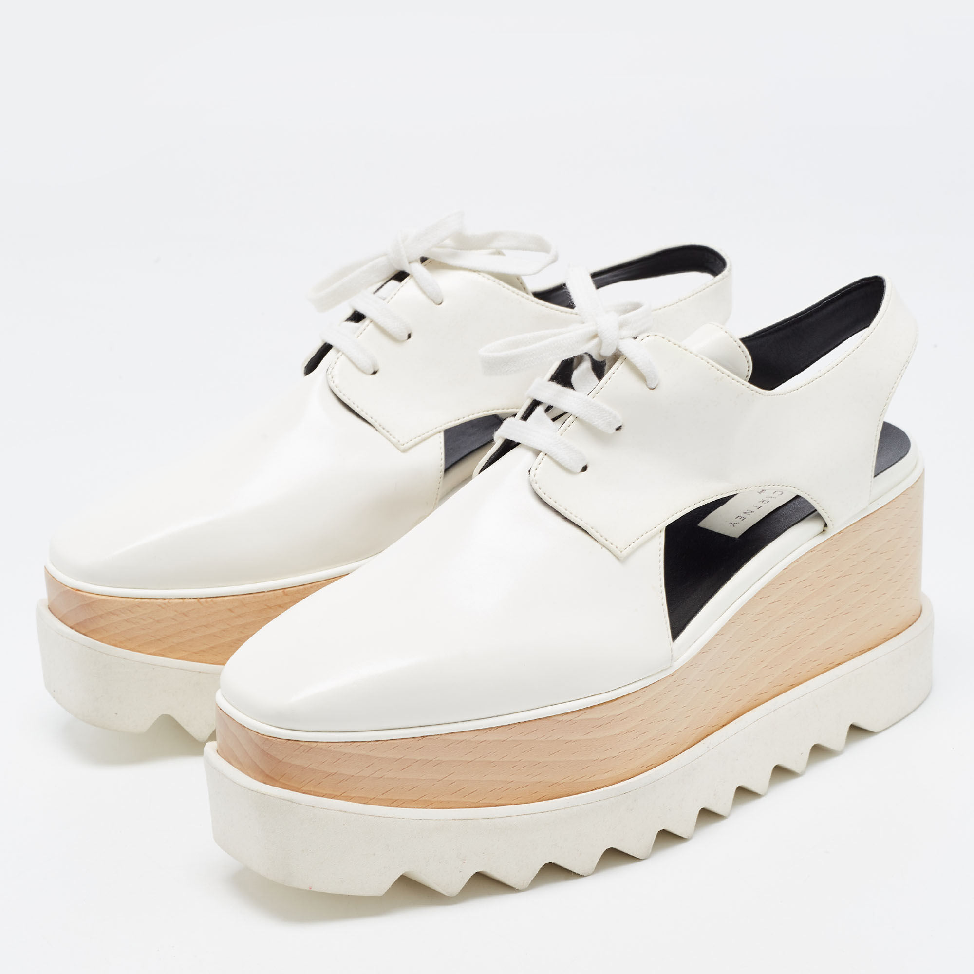 Stella McCartney White Faux Leather Elyse Cut Out Platform Derby Sneakers Size
Stella McCartney White Faux Leather Elyse Cut Out Platform Derby Sneakers Size