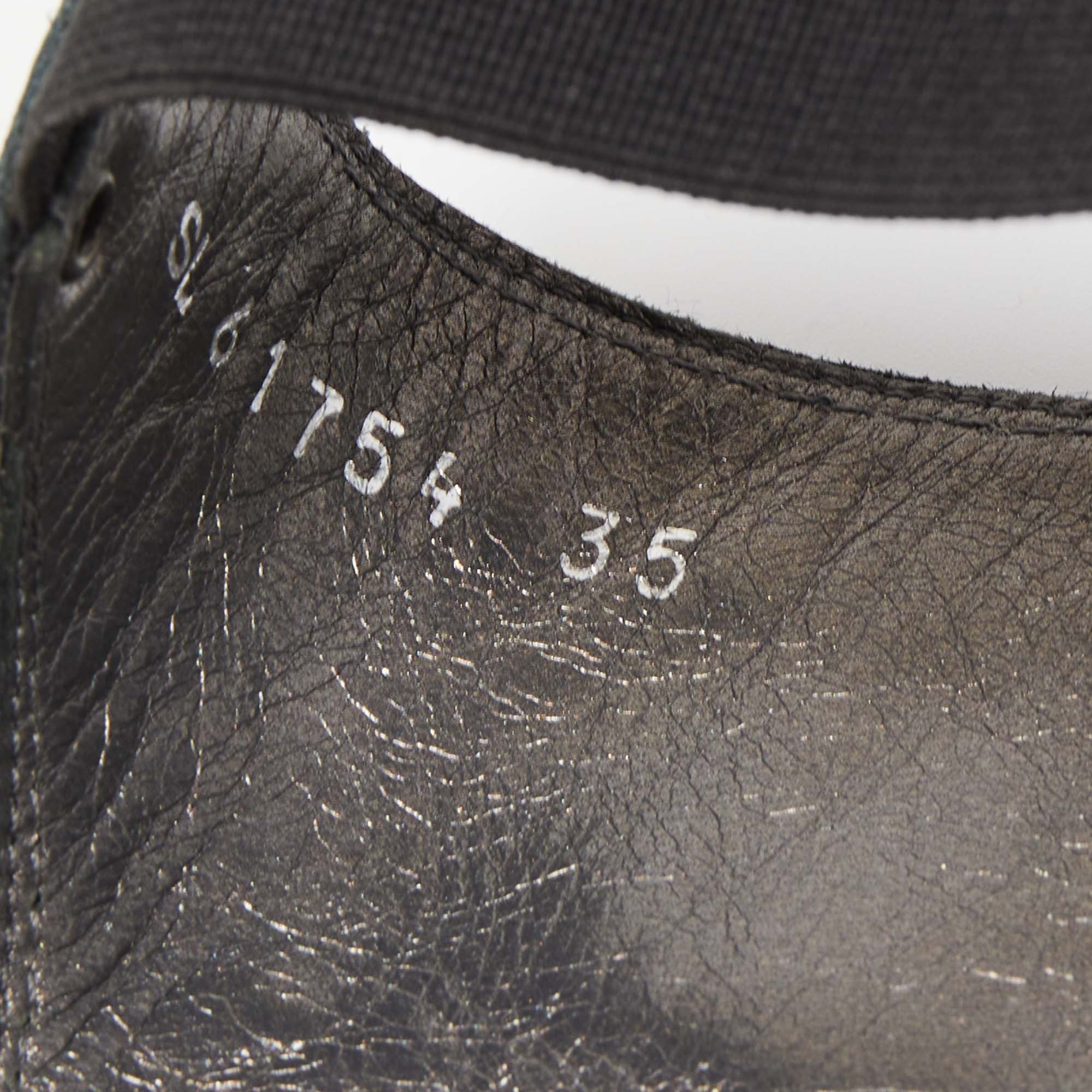 Stuart Weitzman Black Leather Gladiator Backview Sandals Size 35