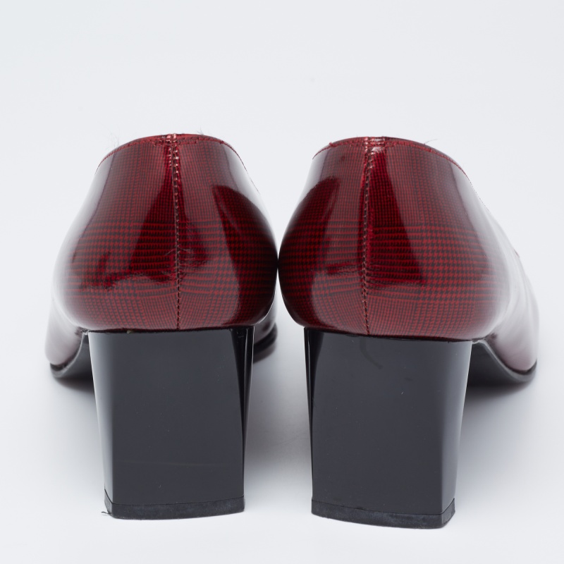 Stuart Weitzman Burgundy Printed Patent Leather Square Toe Pumps Size 36