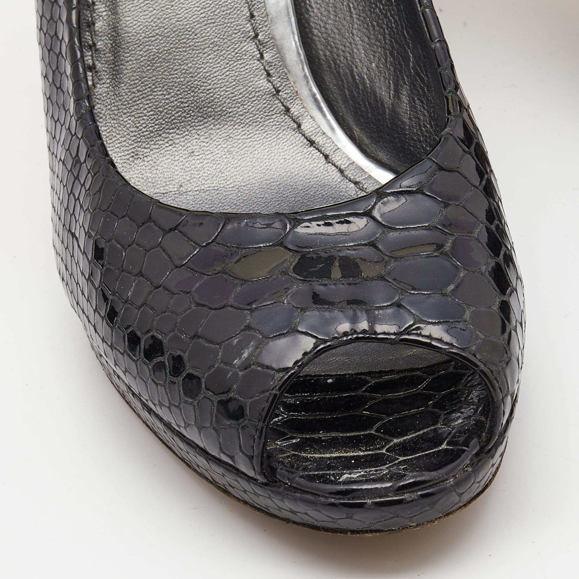 Stuart Weitzman Black Python Embossed Leather Peep Toe Platform Pumps Size 39