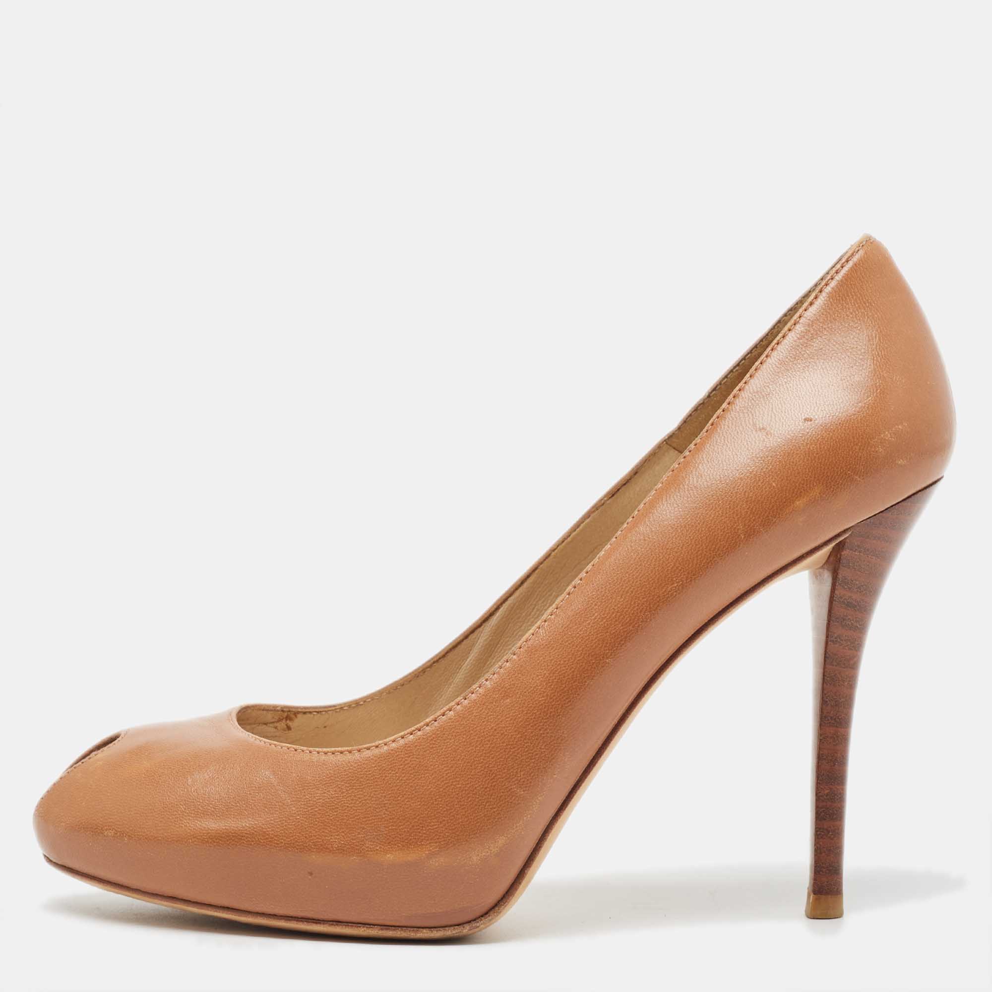 Stuart weitzman brown leather peep toe pumps size 38.5