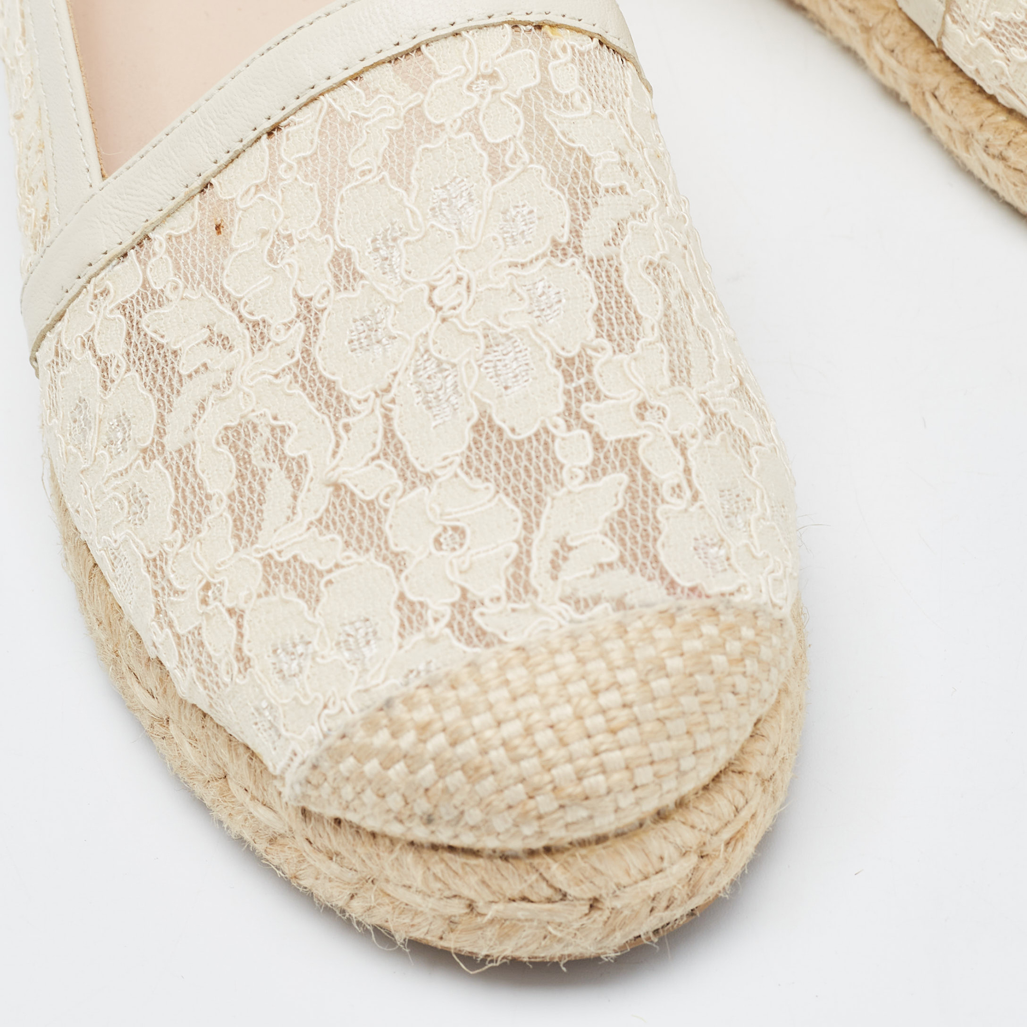 Stuart Weitzman Cream Lace And Mesh Espadrille Flats Size 35