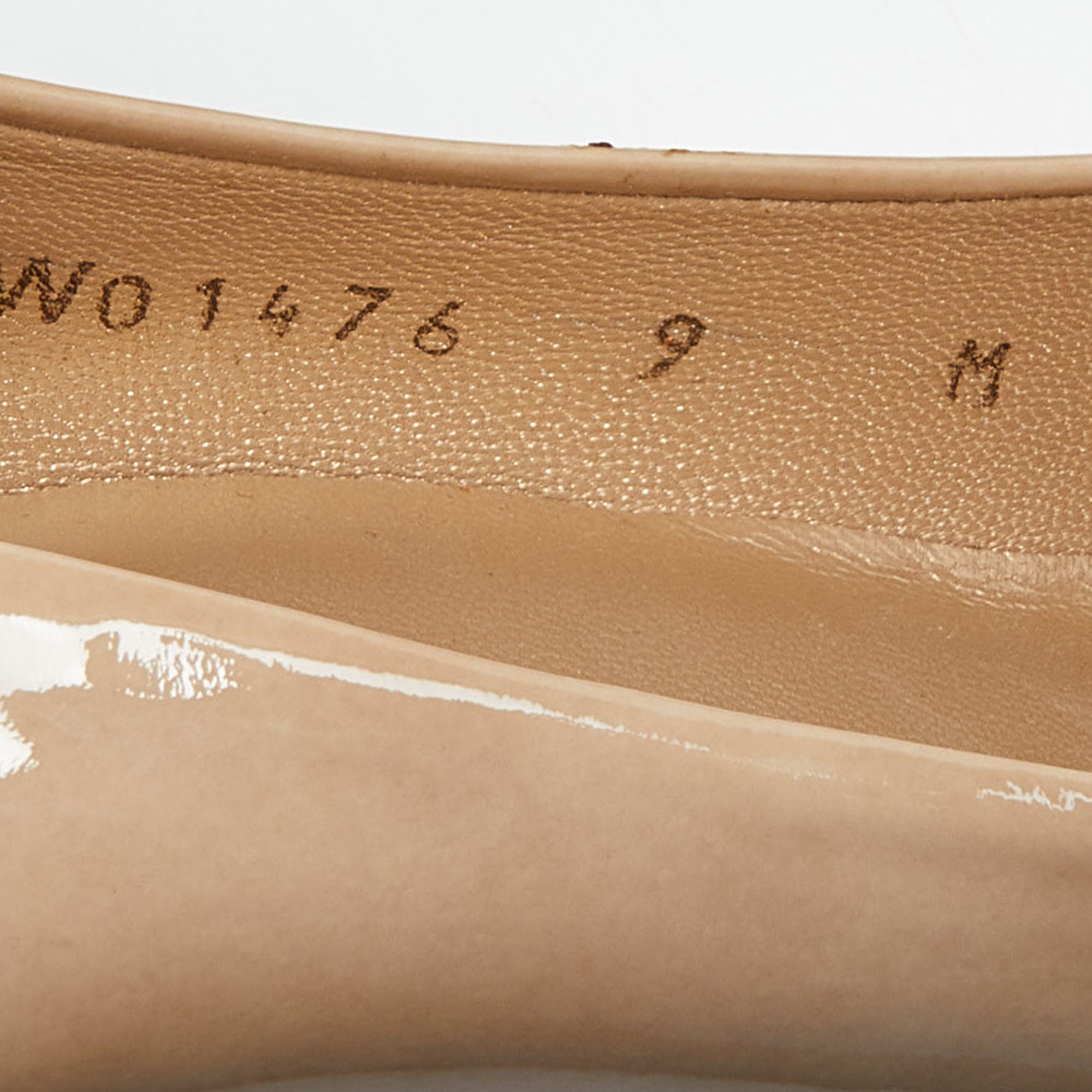 Stuart Weitzman Beige Patent Leather Peep Toe Platform Pumps Size 39.5